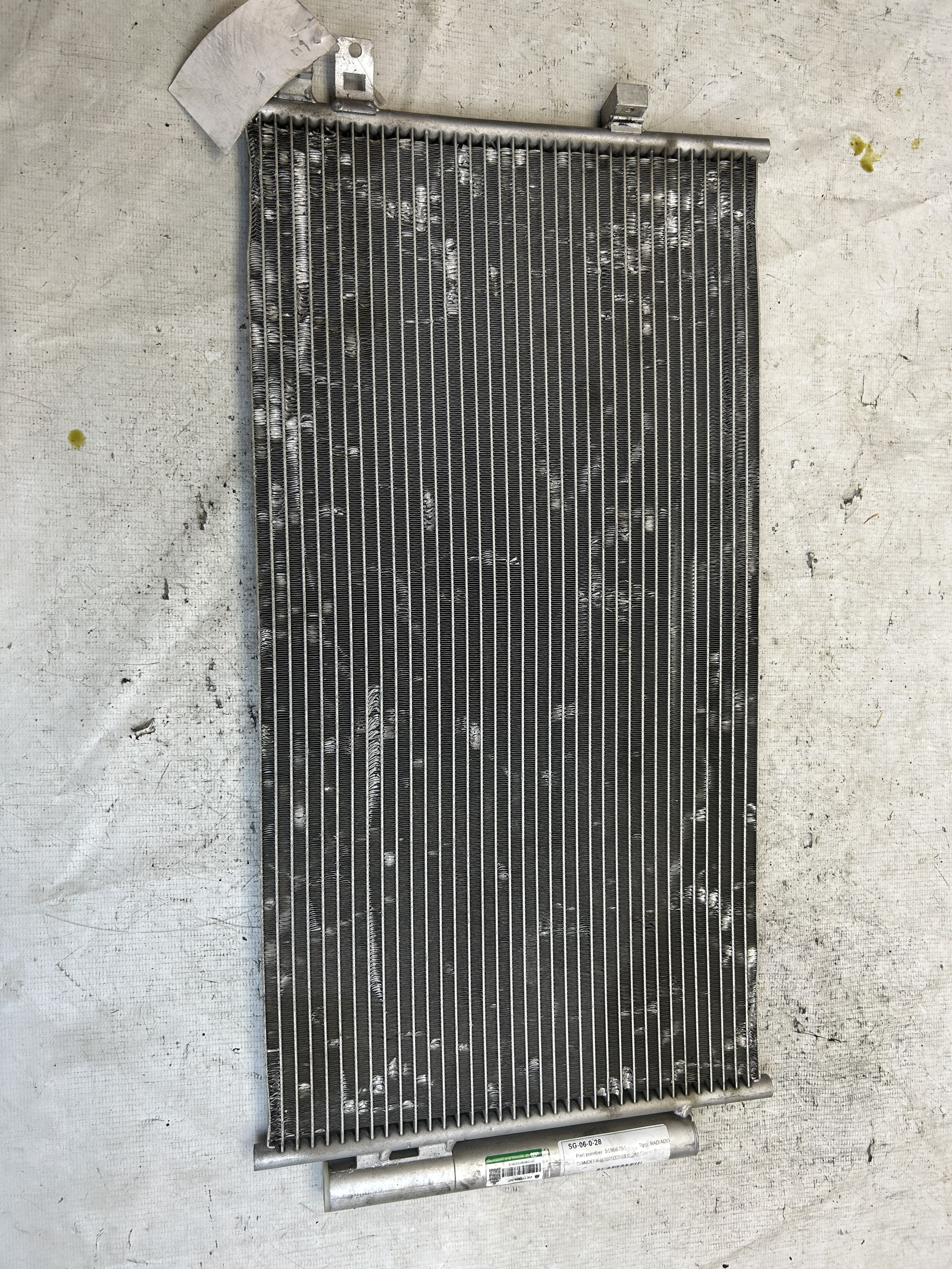 CONDENSADOR AR CONDICIONADO - 51966751 - 