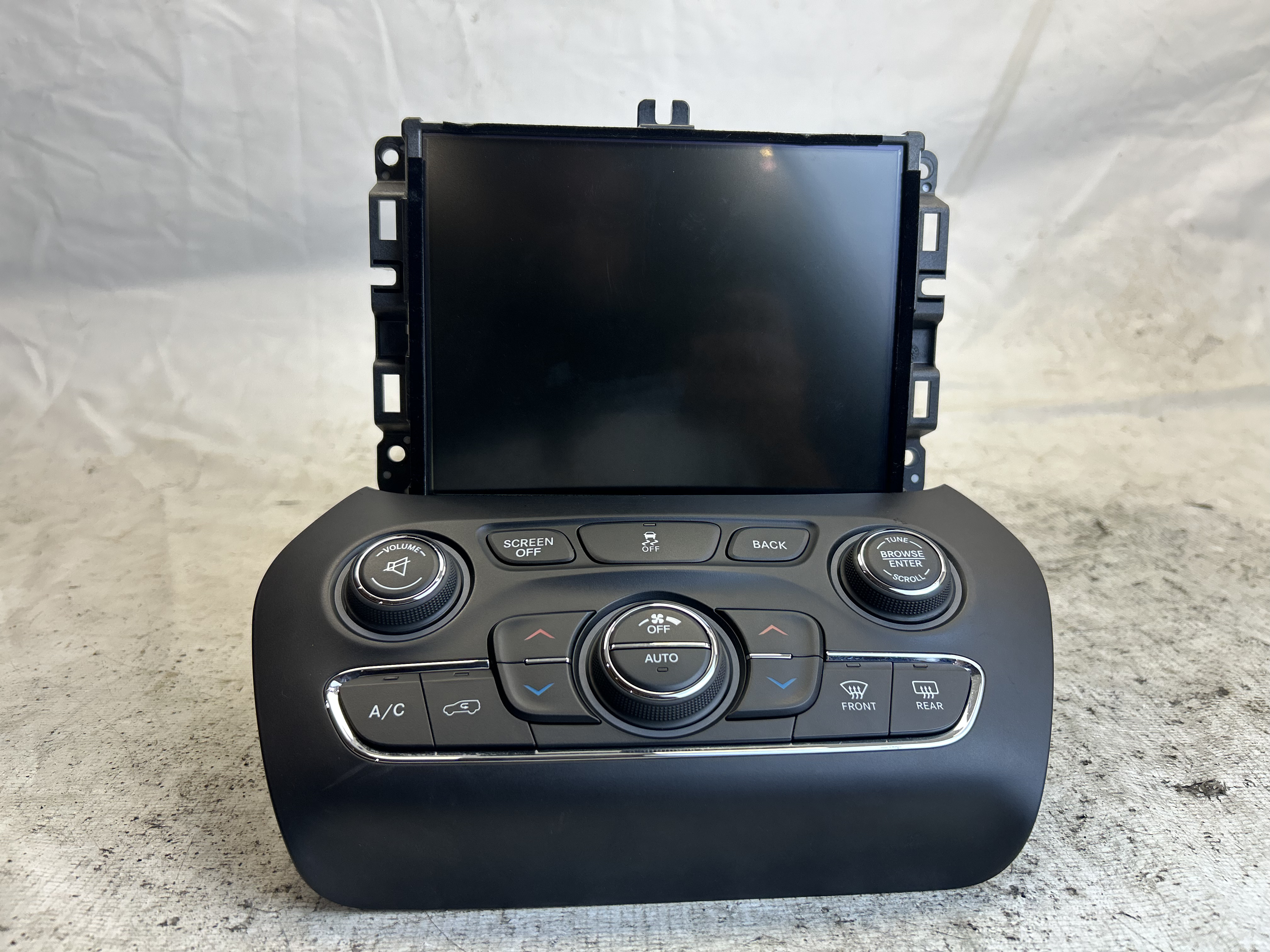 MULTIMÍDIA JEEP GRAND CHEROKEE LIMITED 3.0 2014 - 68211960AC - 