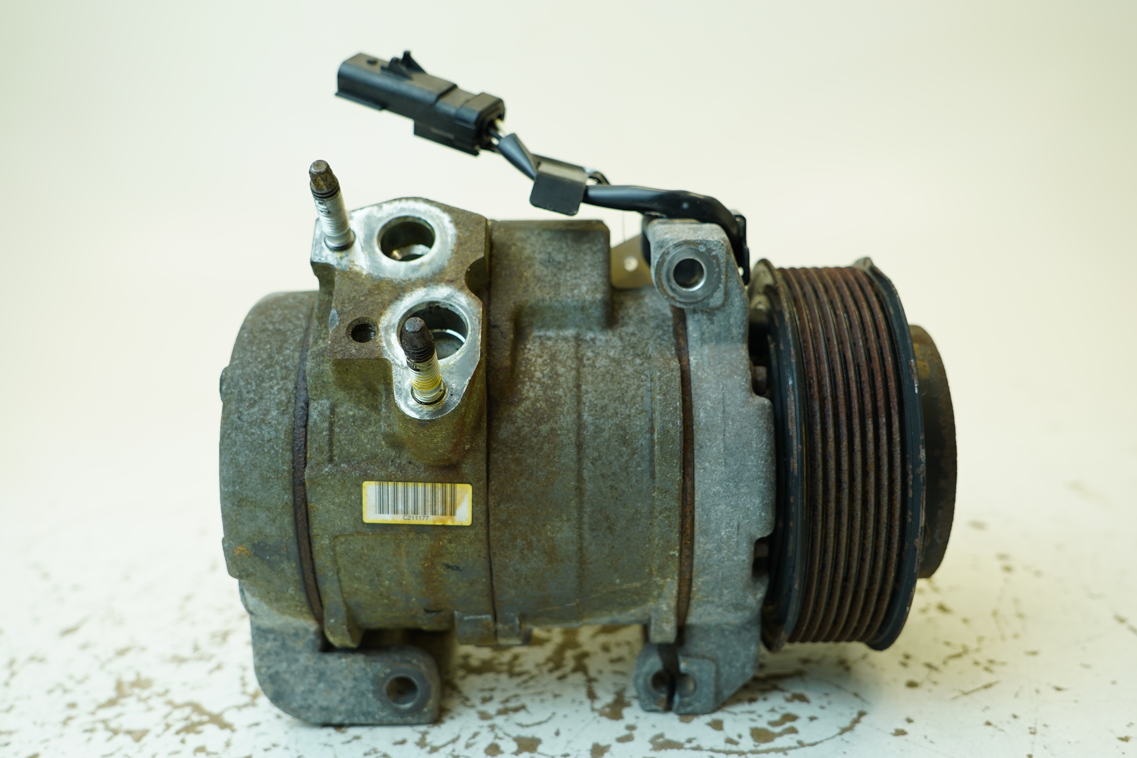 COMPRESSOR AR-CONDICIONADO RAM 2500 LARAMIE TROPIV. 6.7 2012 - HFC134A - 
