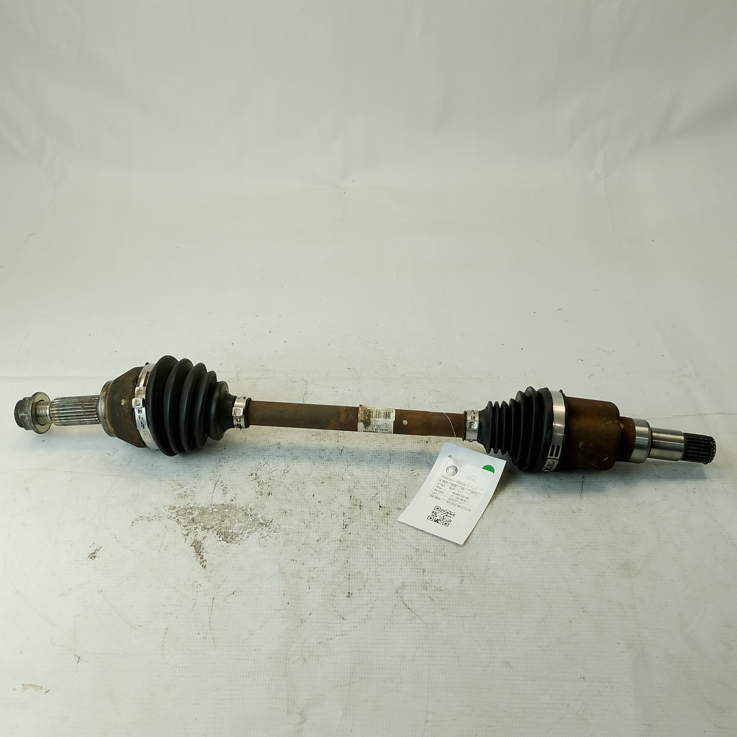 SEMIEIXO DIANTEIRO ESQUERDO FORD KA+ SEDAN 1.0 PLUS FLEX 21 - J7BZ3B437H - 