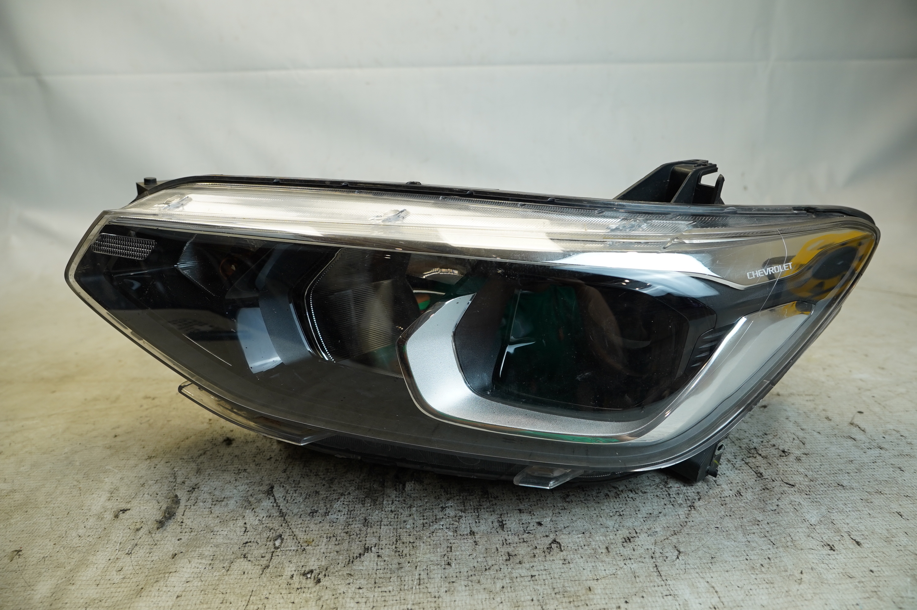Farol - 26306472 - Tracker C