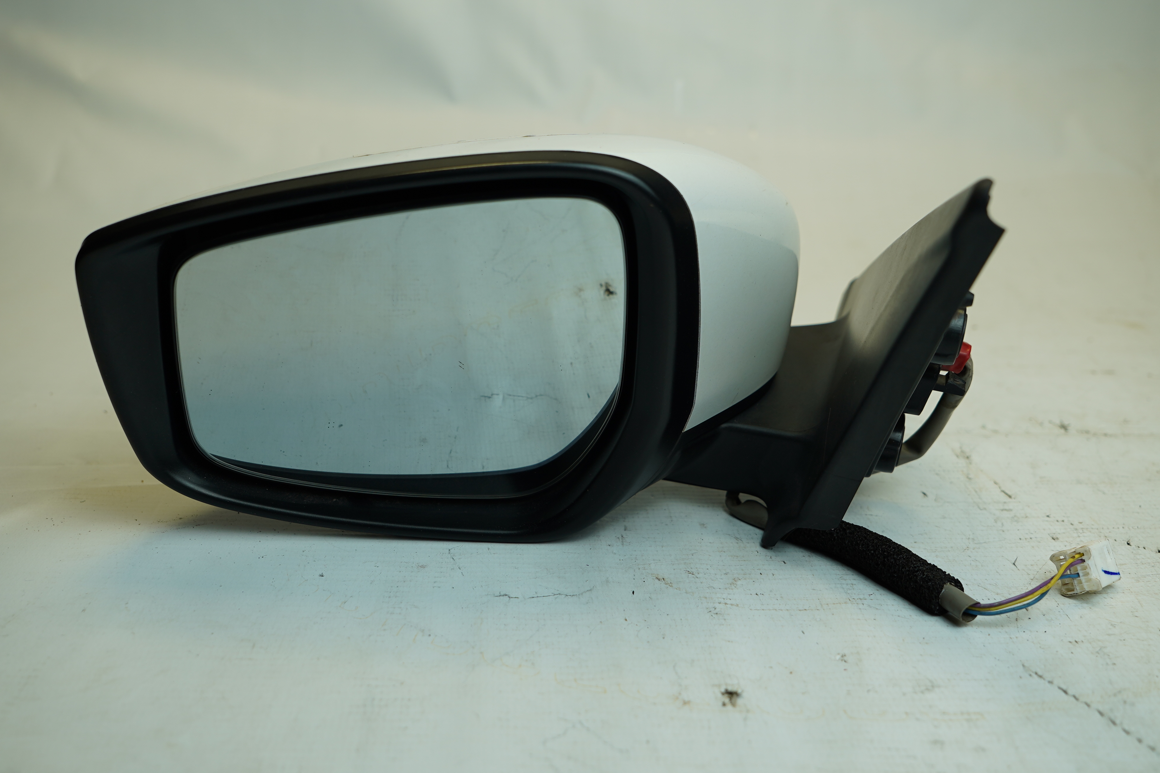 ESPELHO RETROVISOR EXTERNO LADO ESQUE - 963025RA1C - 