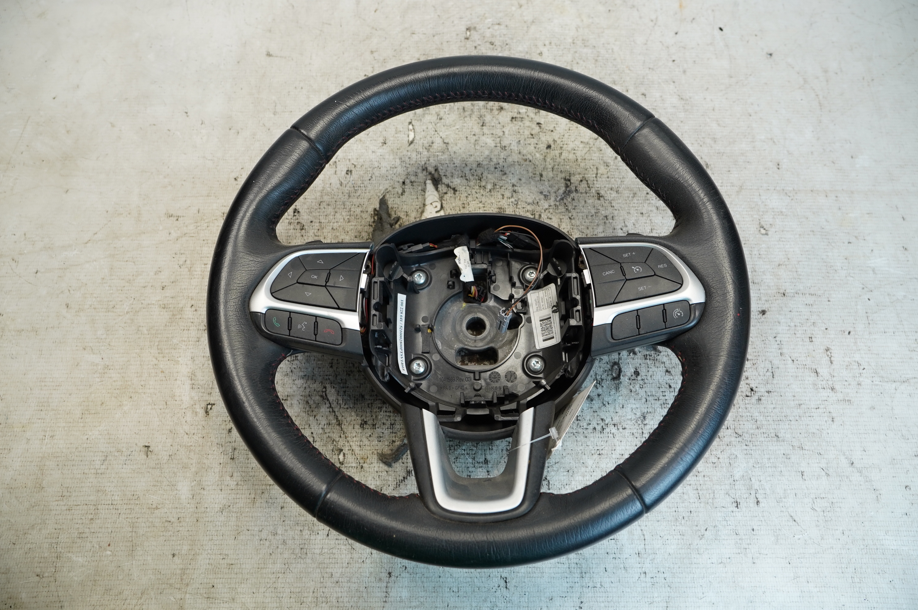 VOLANTE MOTORISTA JEEP RENEGADE LONGITUDE 1.8 4X2 2015 - 100228641 - 