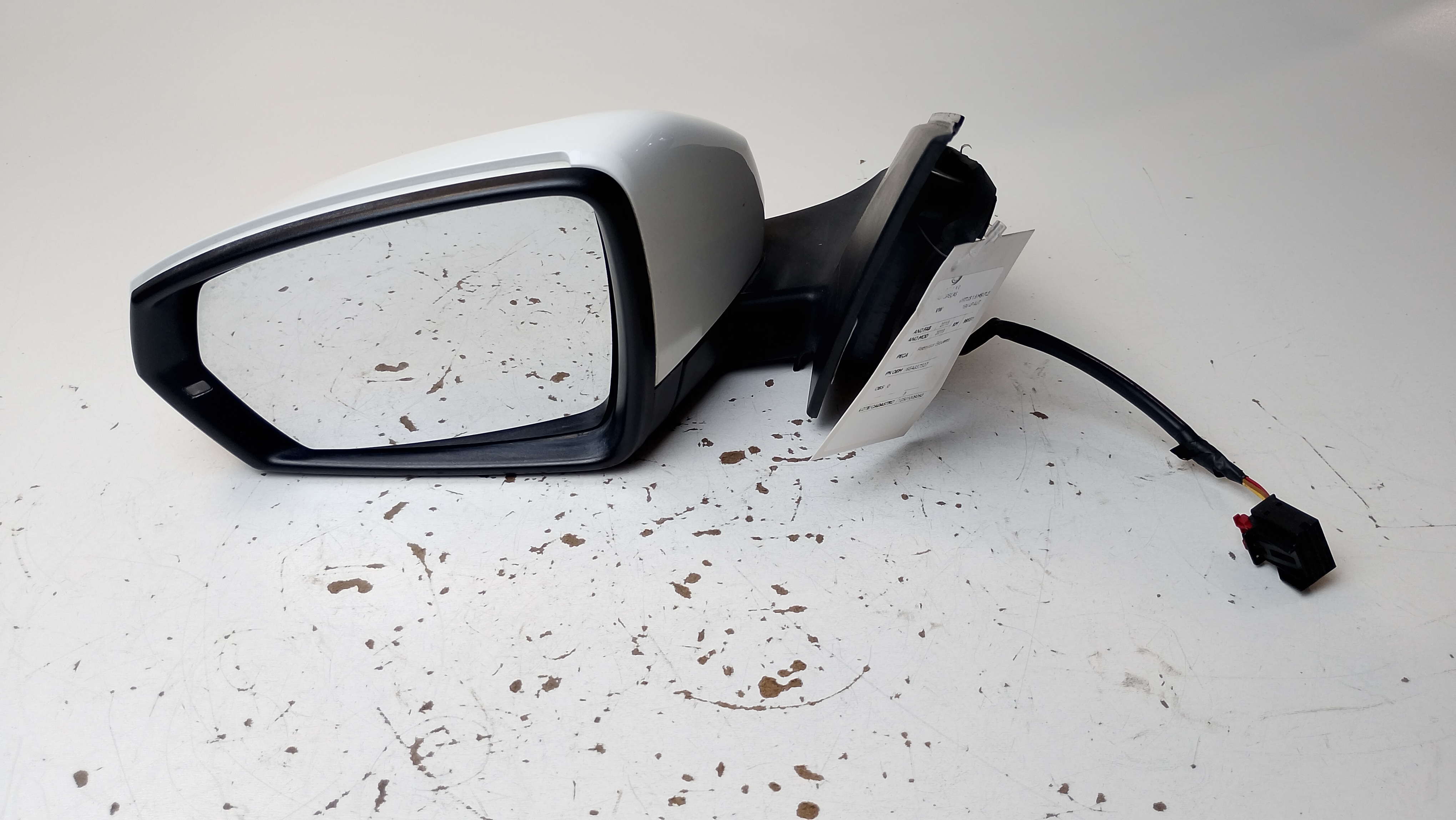 RETROVISOR ESQUERDO VOLKSWAGEN VIRTUS 1.6 MSI BRANCO 2018/19 - 6EA857507 - 