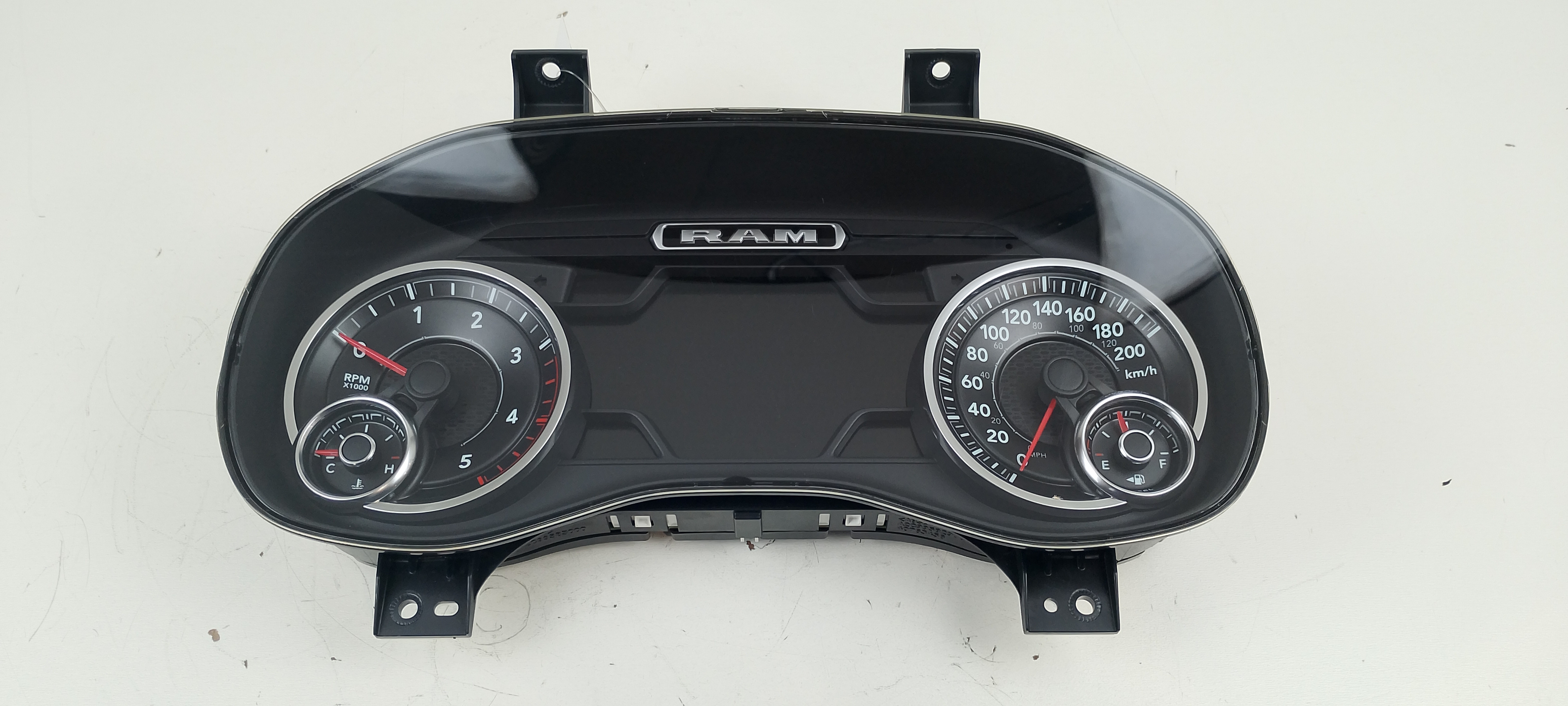 QUADRO /PAINEL INSTRUMENTOS RAM 2500 LARAMIE 6.7 2020 - 68437737AD - 