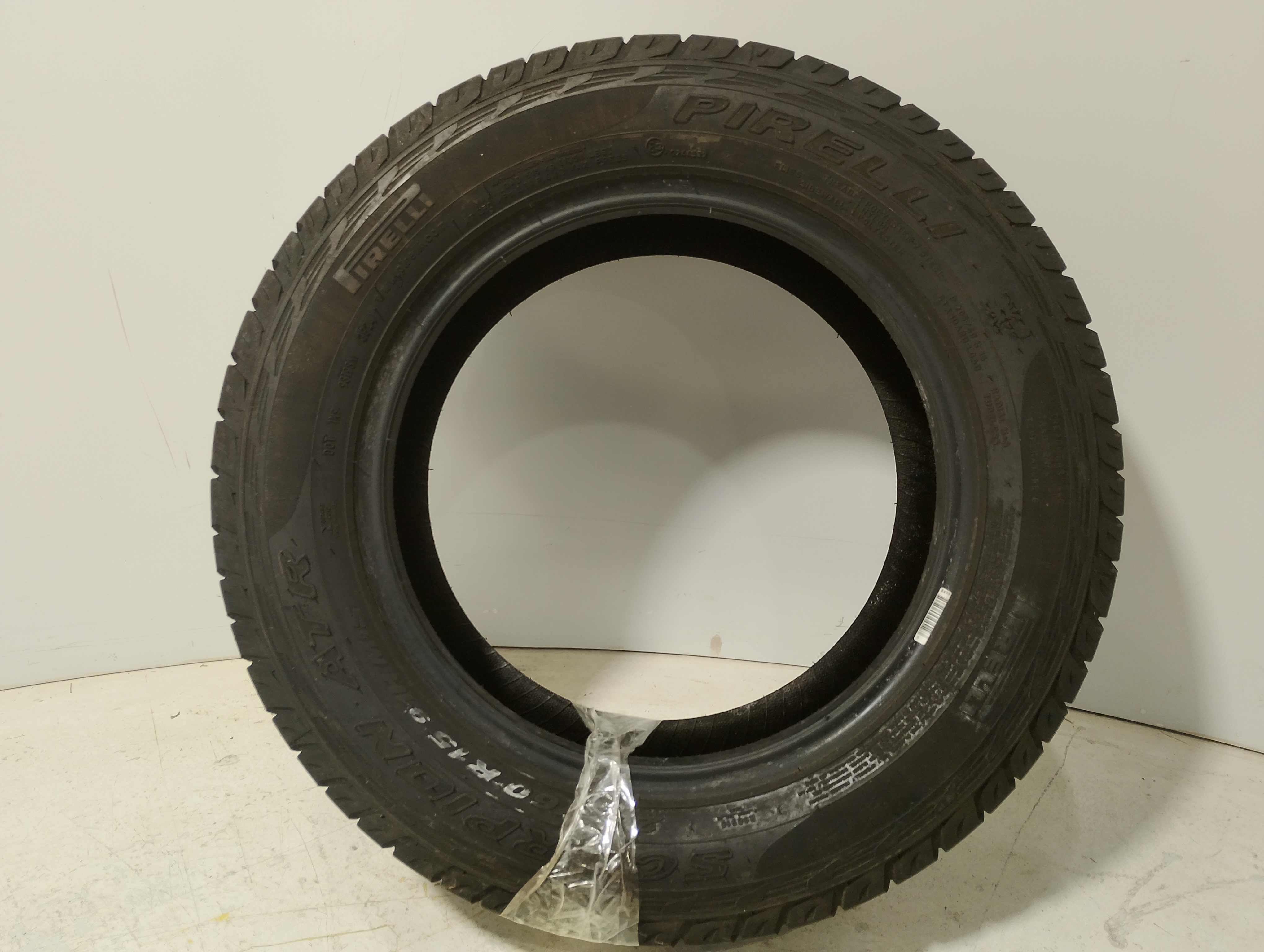 PNEU ESTEPE 185/60 R15 88H PIRELLI SCORPION ATR - TO18560R1588H - 