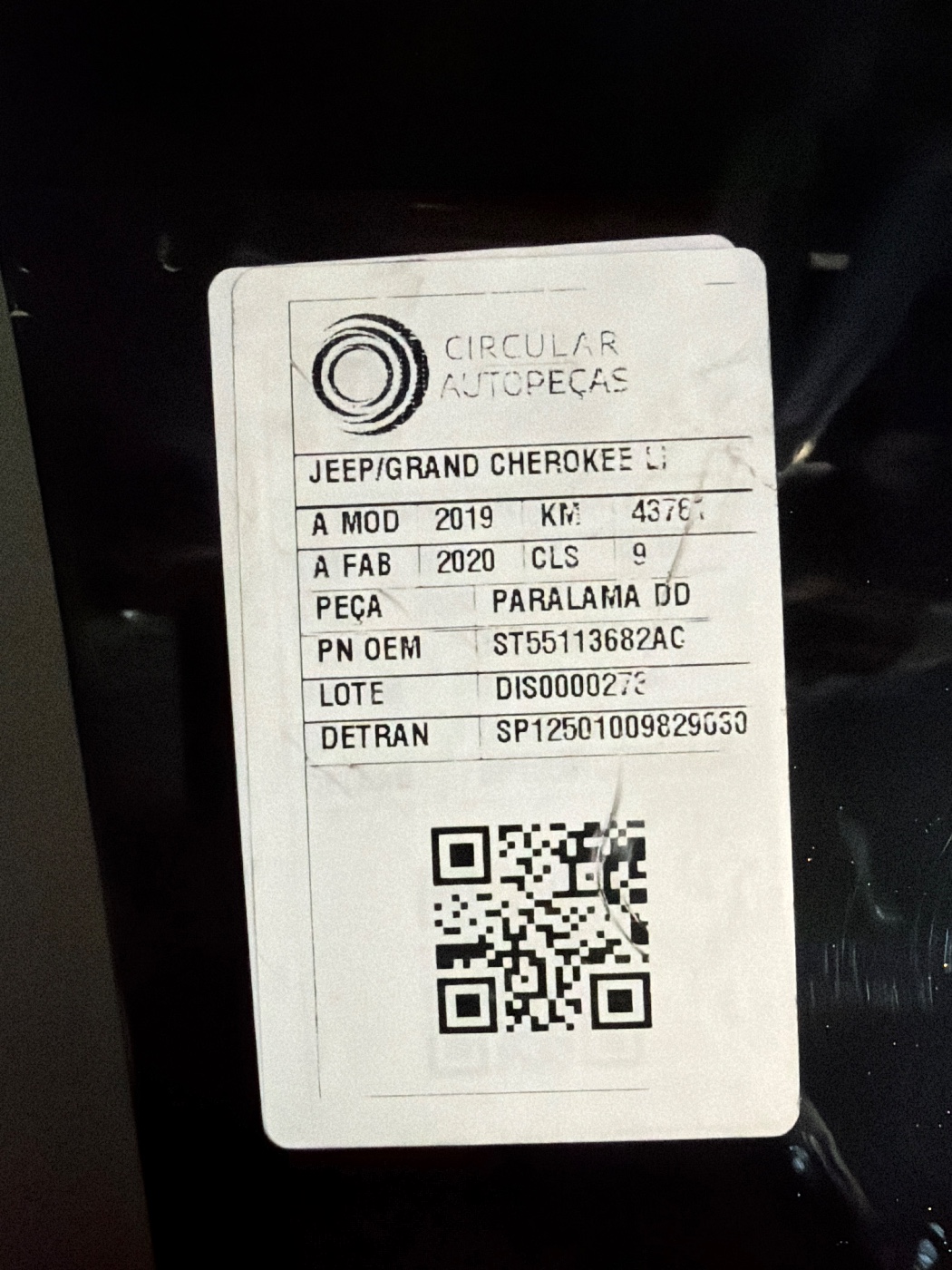 PARA-LAMA DIANTEIR DIREITO JEEP GRAND CHEROKEE PRATA 2010/11 - 55113682AC - 