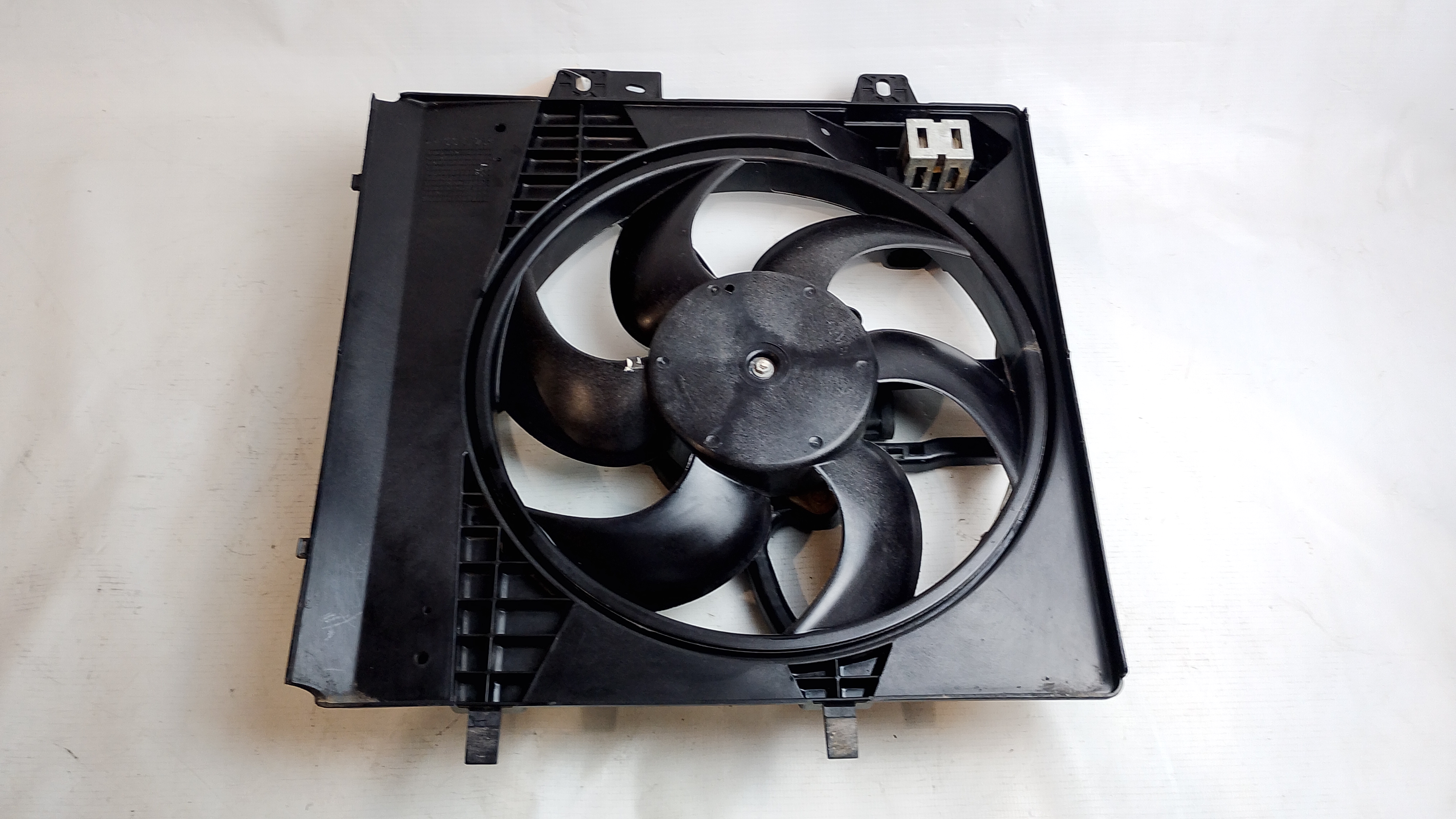 ELETROVENTILADOR CITROËN C3 TENDANCE 1.5 FLEX 2013 - 9826873580 - 