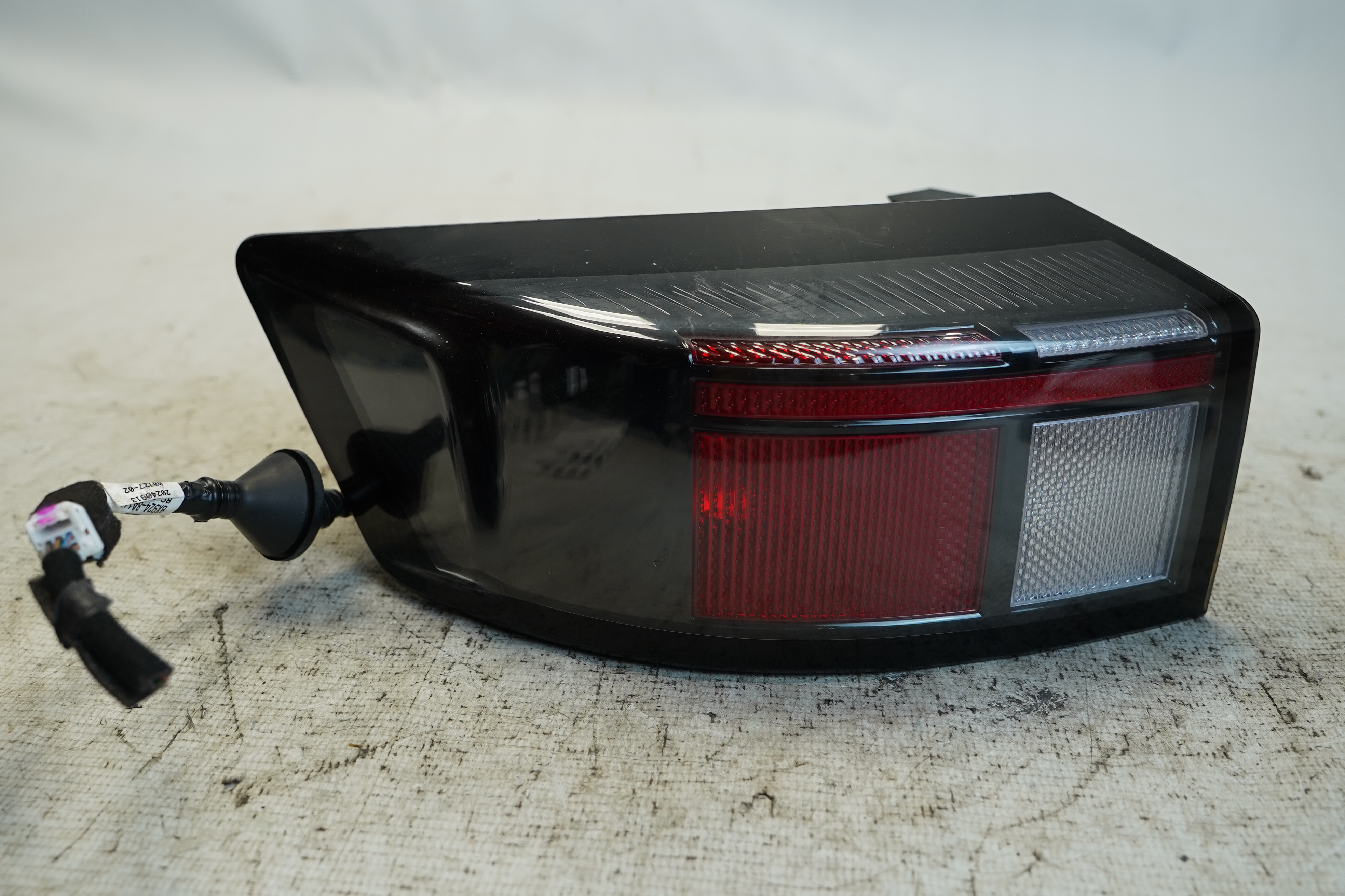 LANTERNA TRASEIRA LH - 92401BX000 - 