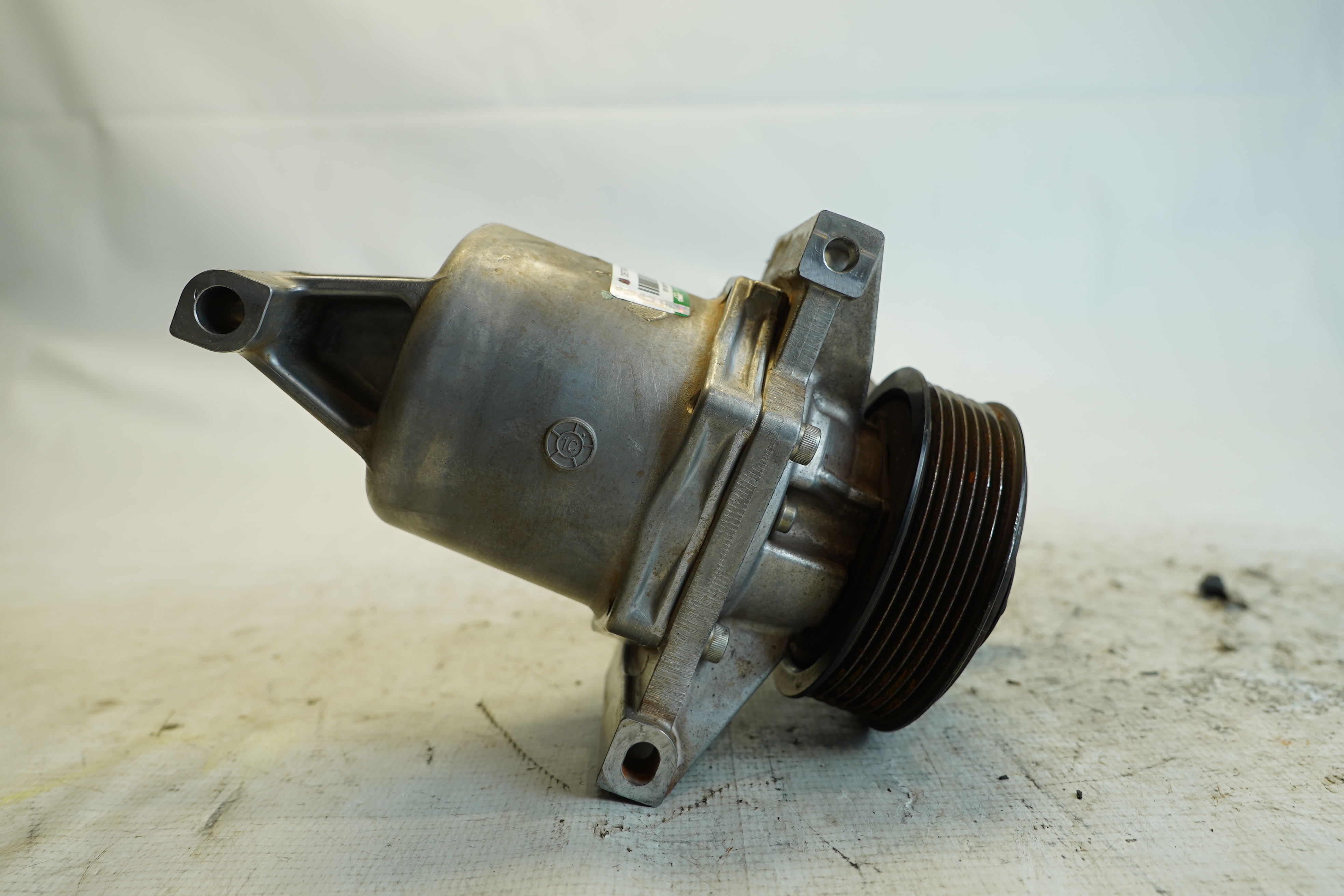 Compressor Ar Condicionado Kicks 2022 1.6 Usado - 926005RA1A - Kicks, Kicks Versa