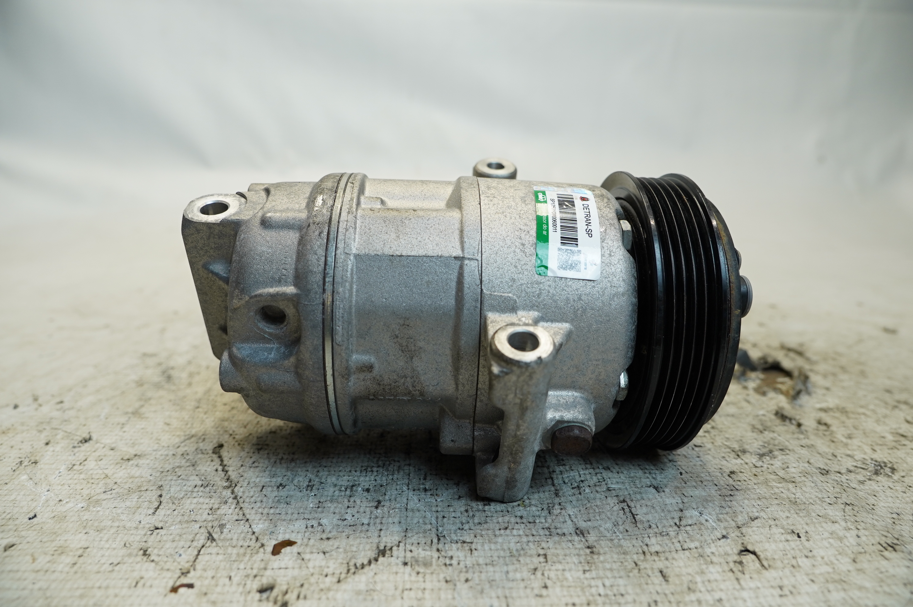 COMPRESSOR A C - 52240396 - 