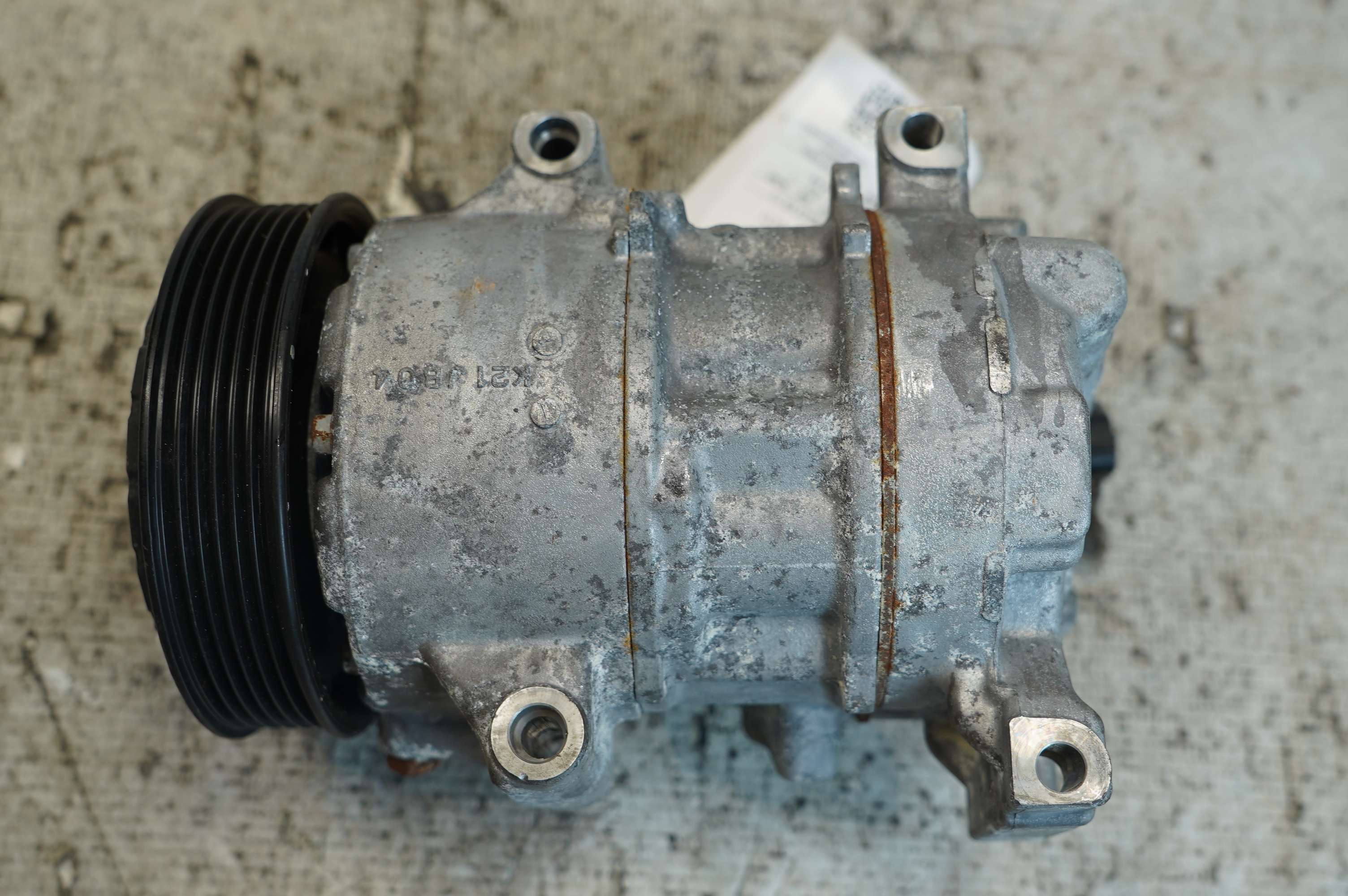 COMPRESSOR AR-CONDICIONADO TOYOTA COROLLA XEI 2.0 FLEX 22/23 - 8831012B20 - 