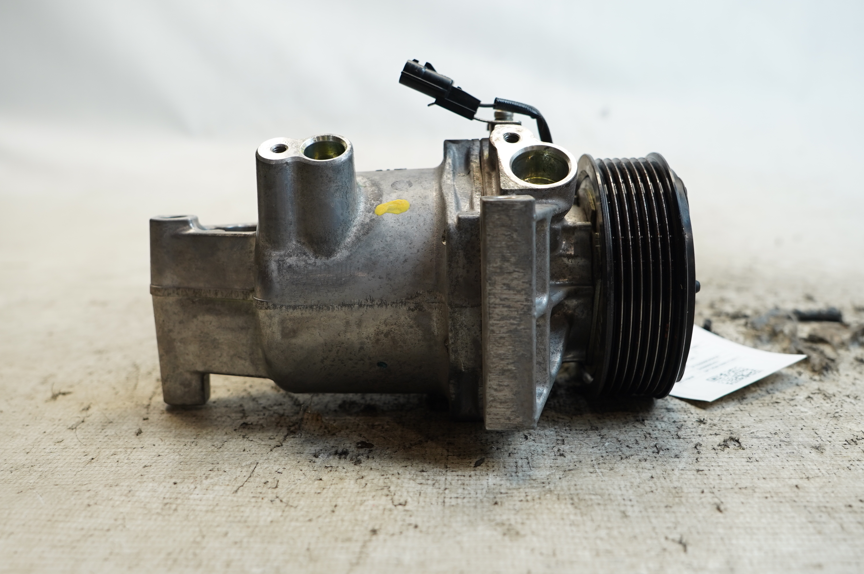 COMPRESSOR AR CONDICIONADO NISSAN KICKS SL 1.6 16V 2018 - 926005RA0A - 