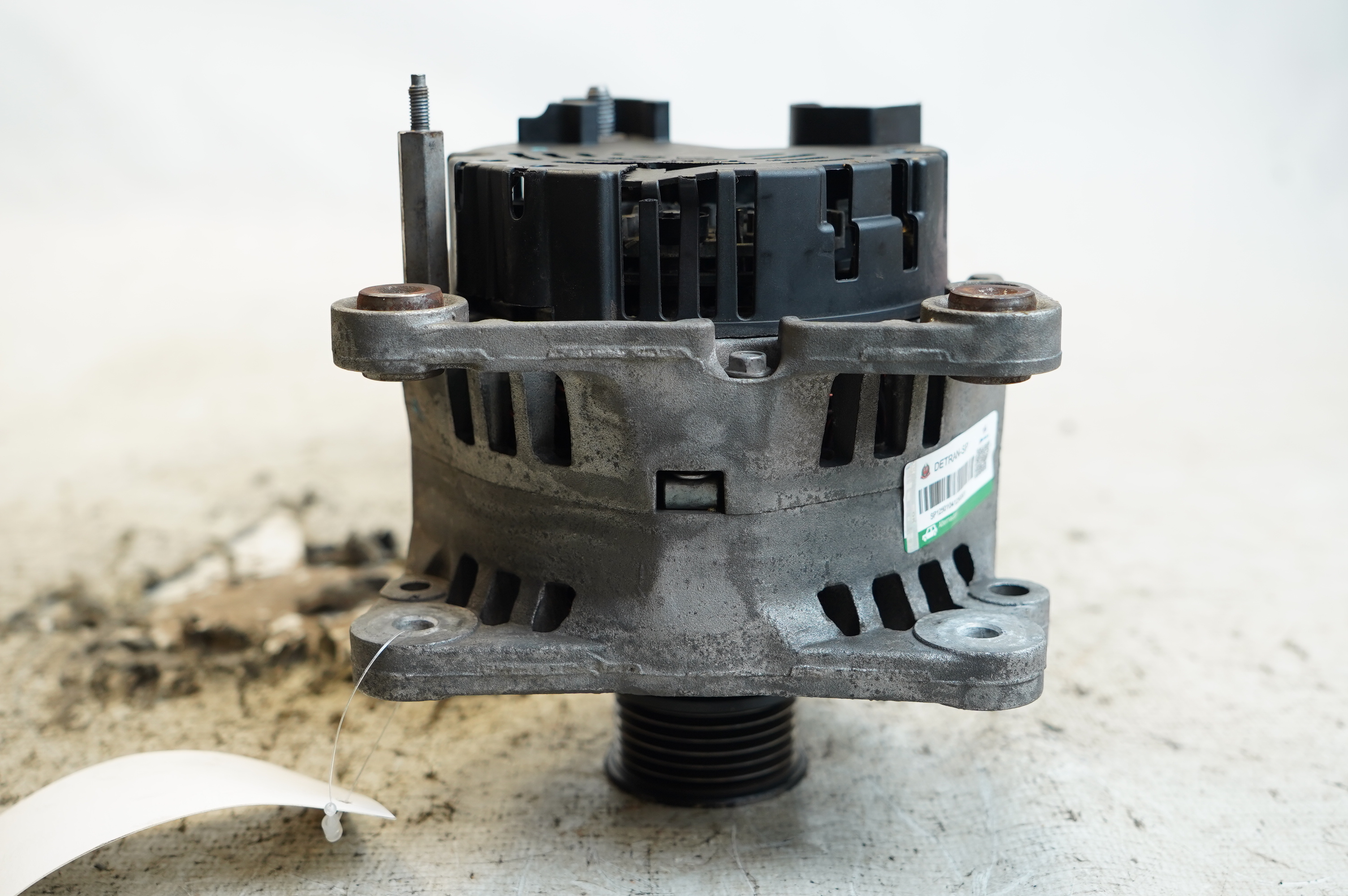 ALTERNADOR VOLKSWAGEN SAVEIRO ROBUST 1.6 TOTAL FLEX 2017 - 036903018B - 