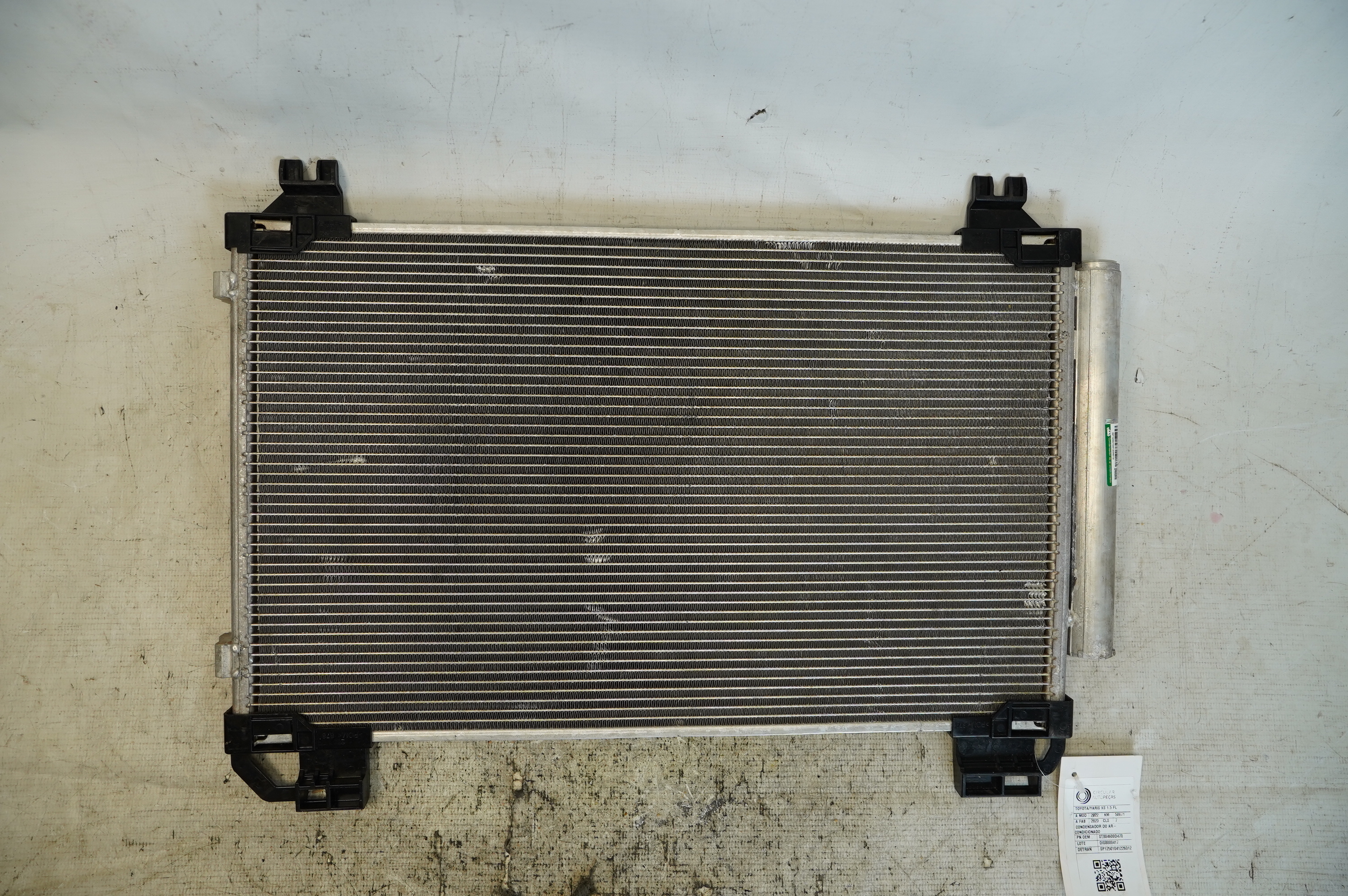 CONDENSADOR AR-CONDICIONADO TOYOTA YARIS XS 1.5 FLEX 2023 - 884600D470 - 