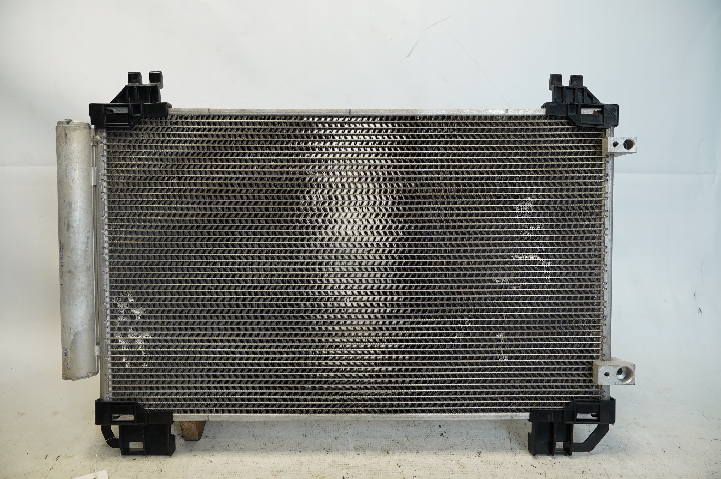 CONDENSADOR AR-CONDICIONADO TOYOTA YARIS XS 1.5 FLEX 2023 - 884600D470 - 