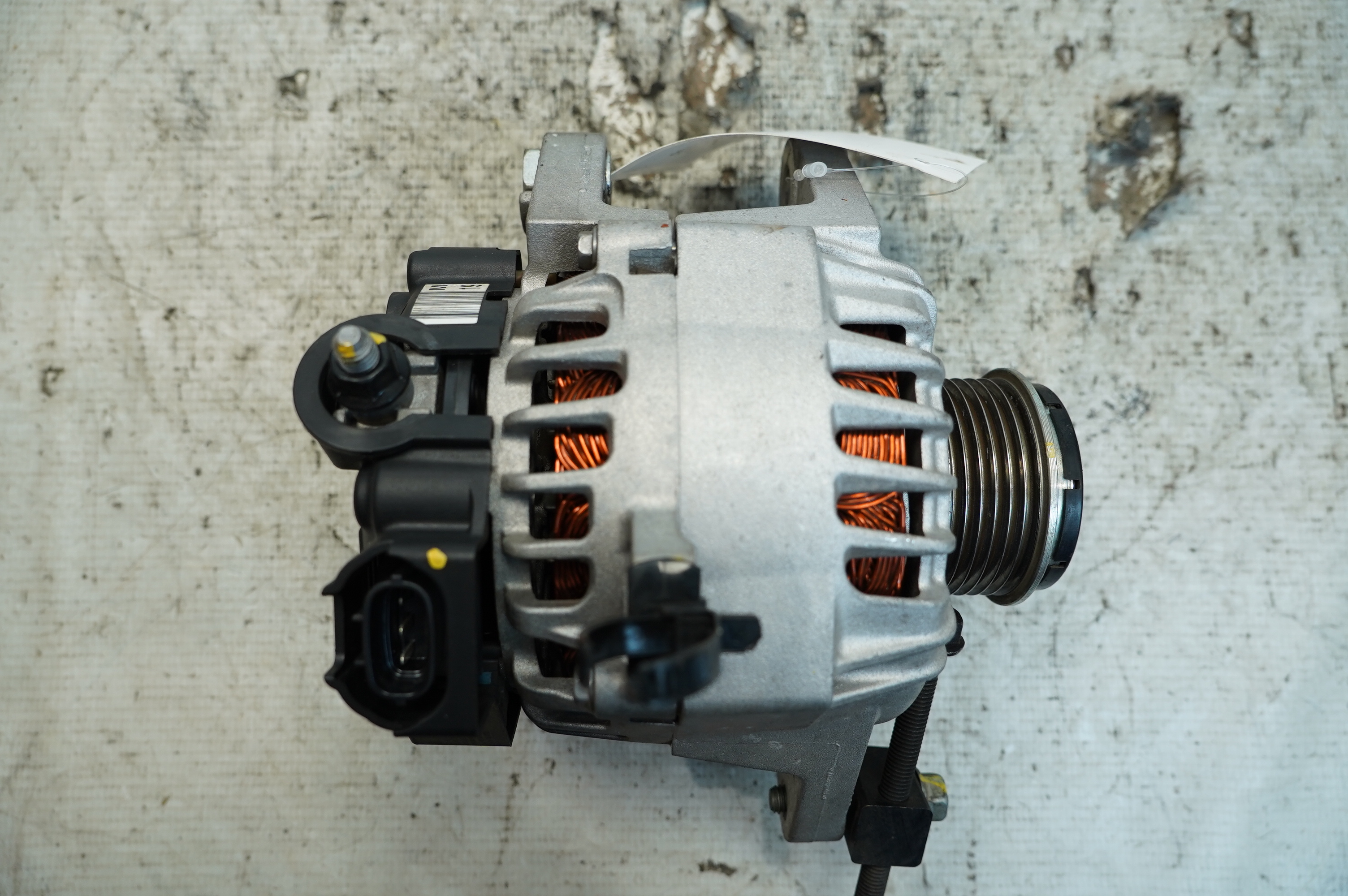 ALTERNADOR - 373002B910 - 