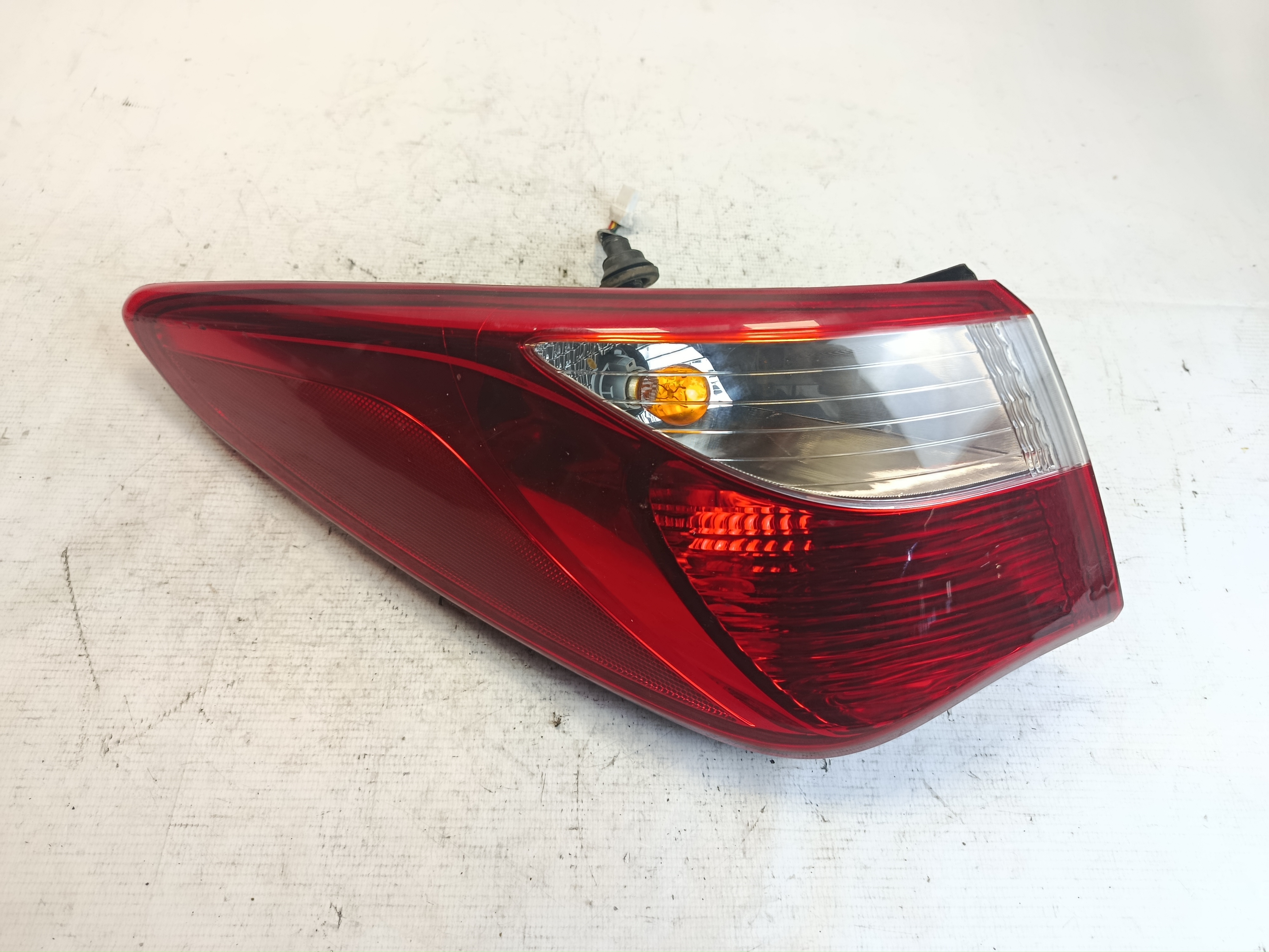 CONJUNTO LANTERNA TRASEIRA ESQUERDA - 924011S600 - 
