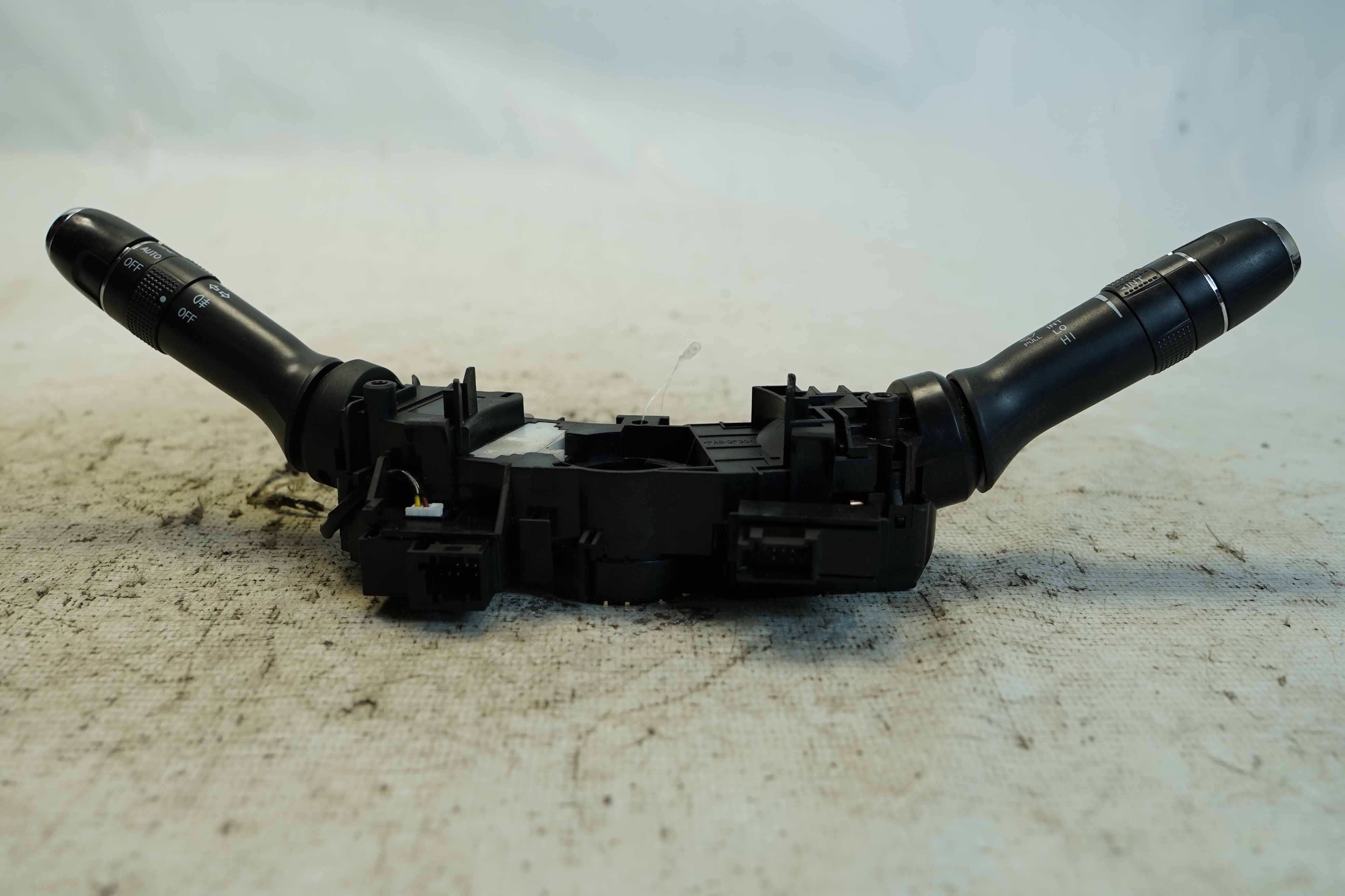 ALAVANCAS COMANDO CHAVE SETA CAOA CHERY ARRIZO 6 1.5 22/23 - 808000285AA - 