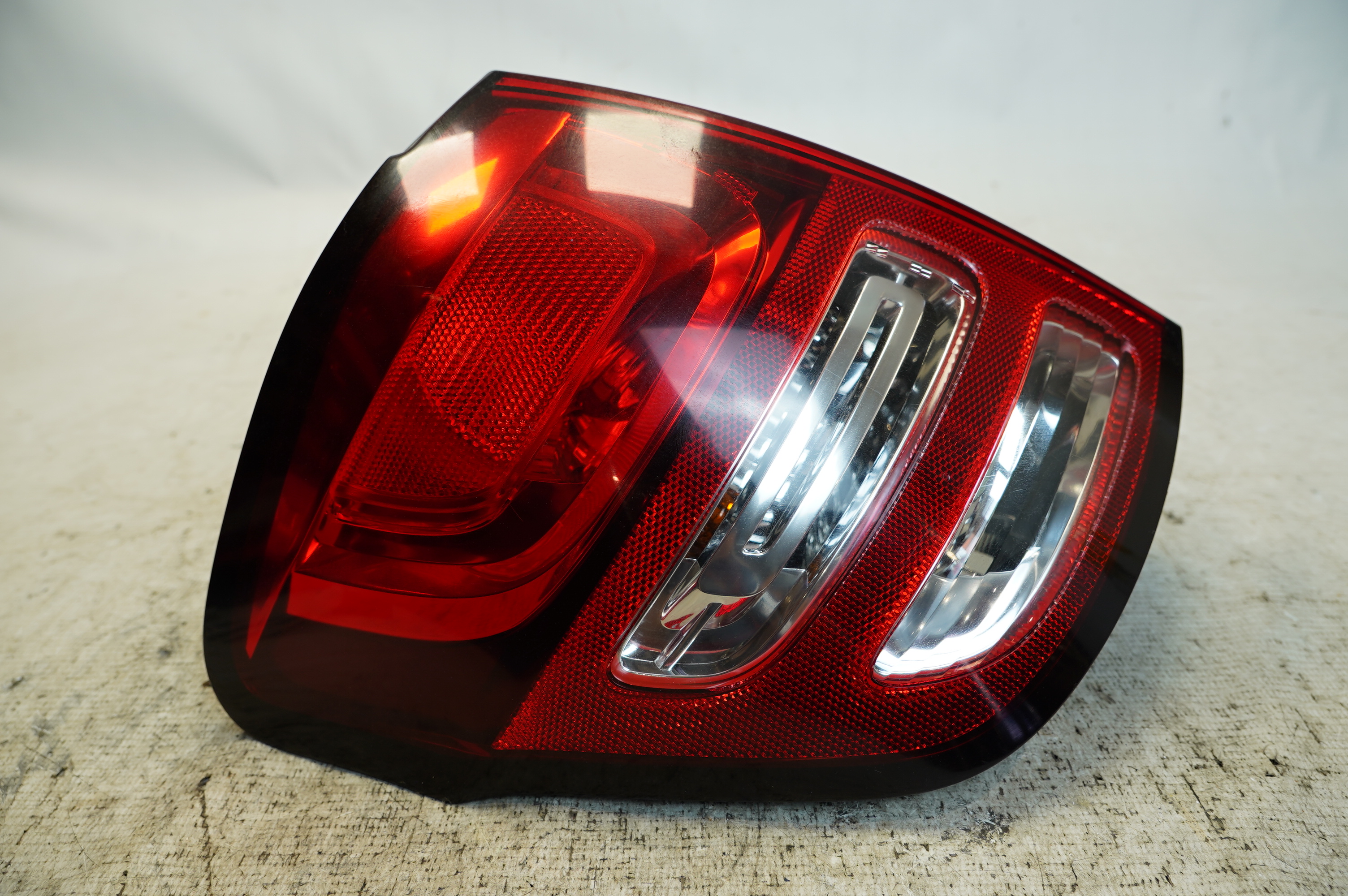 LANTERNA TRASEIRA ESQUERDA CITROËN C3 EXCLUSIVE BUS 1.6 2019 - 6350KQ - 