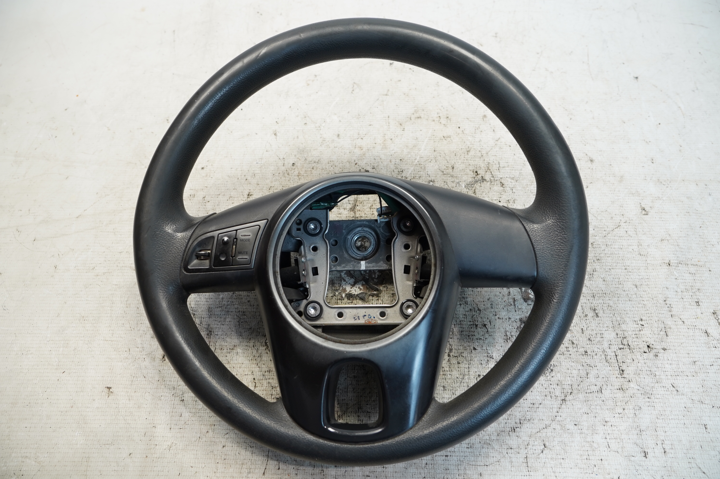 VOLANTE MOTORISTA KIA SOUL 1.6/ 1.6 2010/2011 - 561102K020FSA - 