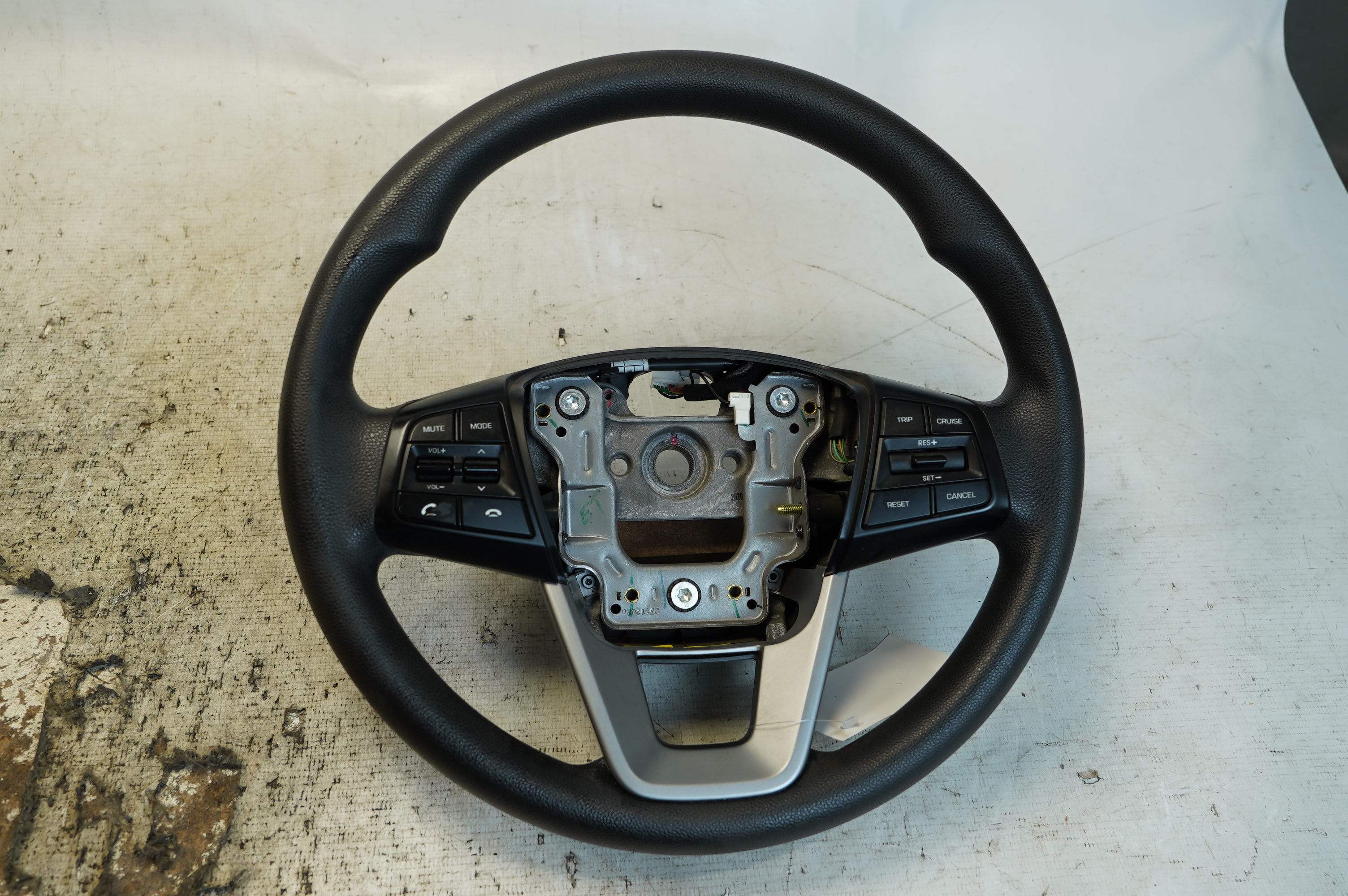 VOLANTE MOTORISTA HYUNDAI CRETA ATTITUDE 1.6 2021 - 56100M4000TRY - 