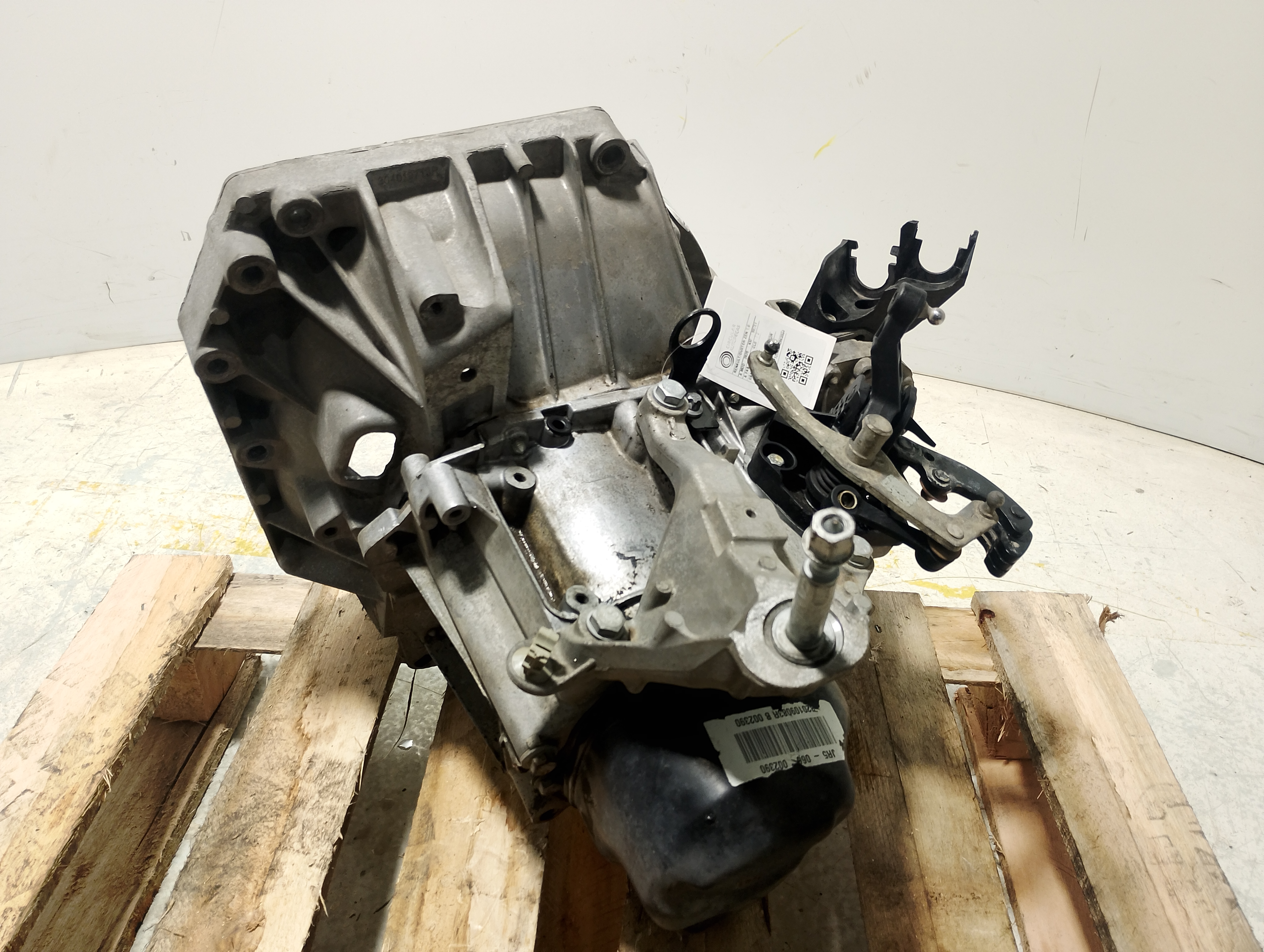 CAIXA MARCHAS MANUAL VEICULO AUTOM - 320109083R - 