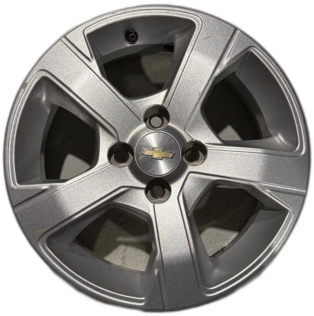 RODA LIGA LEVE ARO 15 4 FUROS CINZA NETUNO CHEVROLET PRISMA - 52117048TD - 