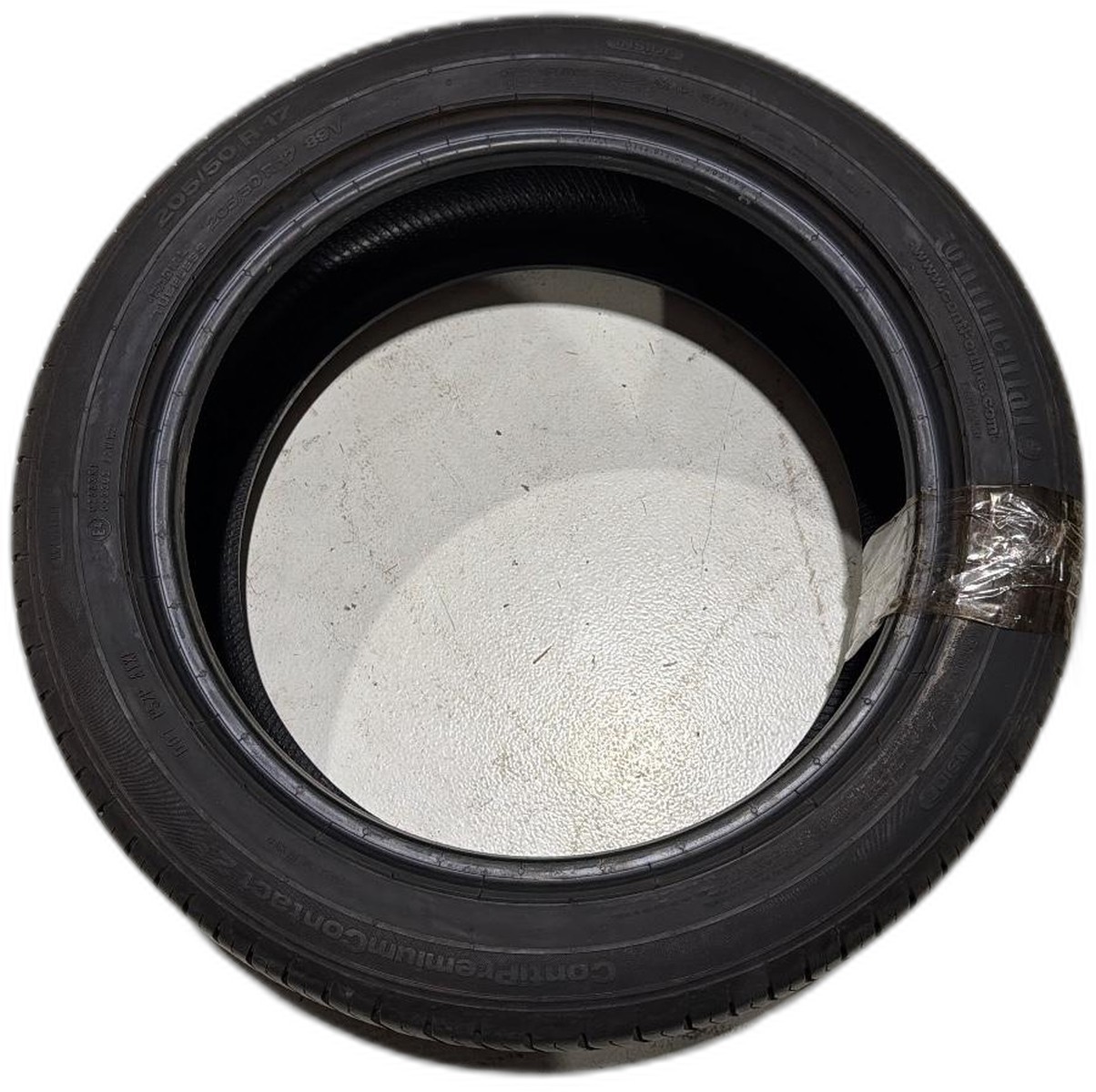 PNEU 205/50 R17 89V CONTINENTAL CONTIPREMIUMCONTACT 2 - T2720550R1789VTD - 