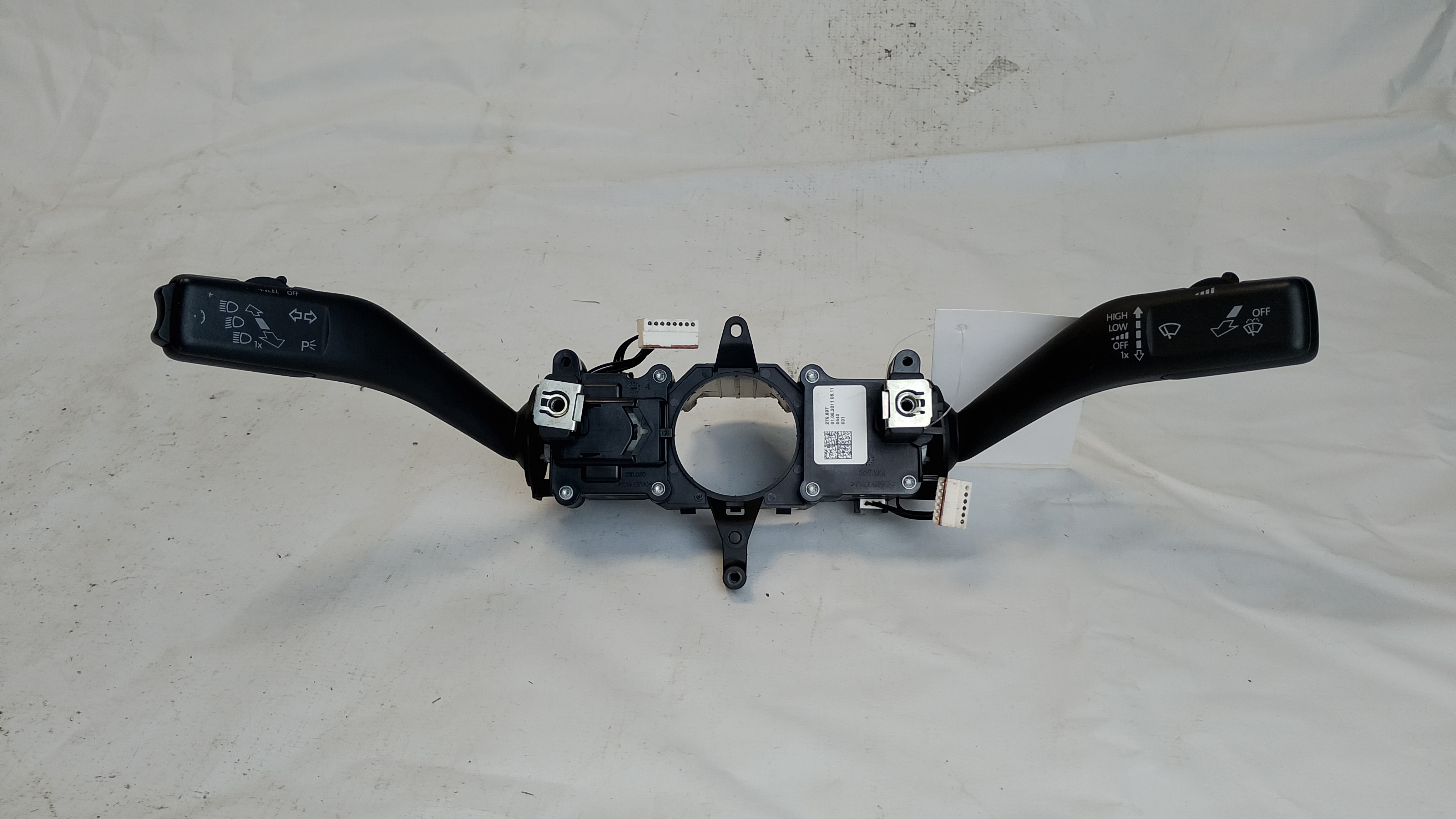 ALAVANCA COMANDO CHAVE SETA VOLKSWAGEN JETTA COMF 2011/12 - 5K0953502K9B9 - 