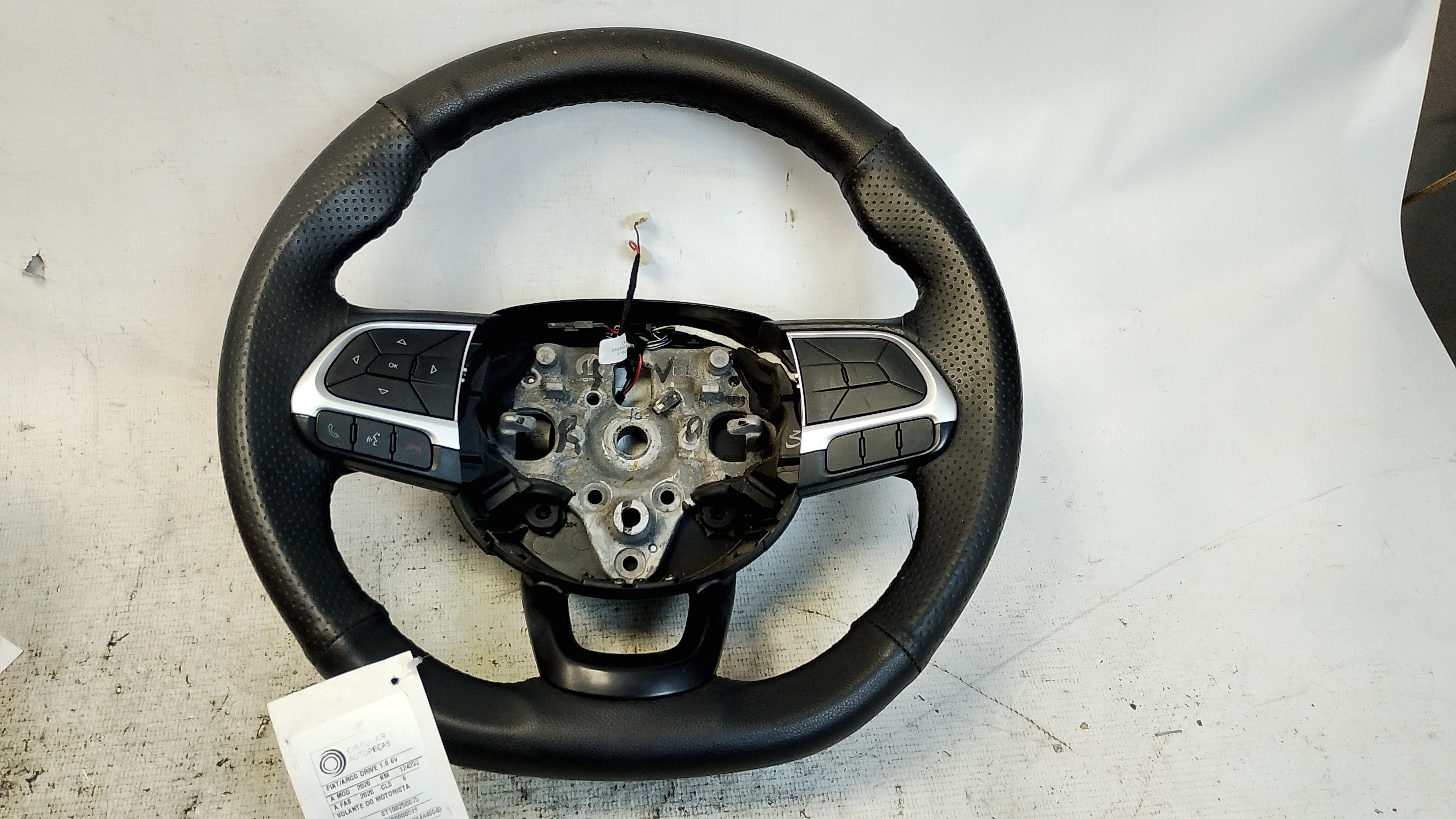 VOLANTE MOTORISTA FIAT ARGO DRIVE 1.3 8V FLEX 2019 - 100250075 - 