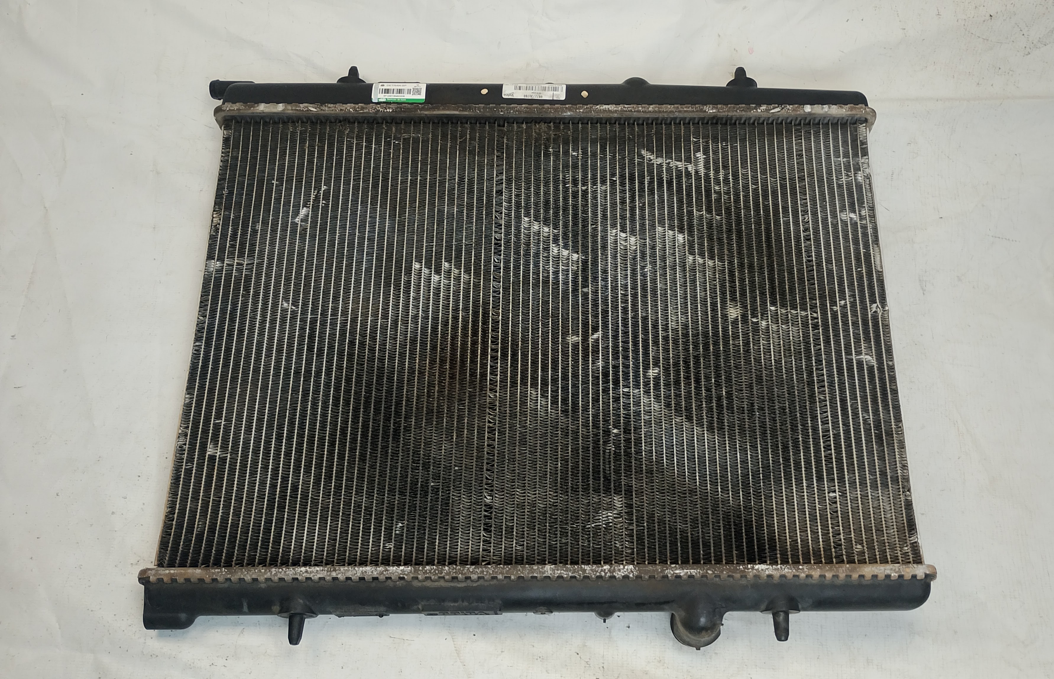 RADIADOR AGUA AUTOMOTIVO - 1330Y7 - 