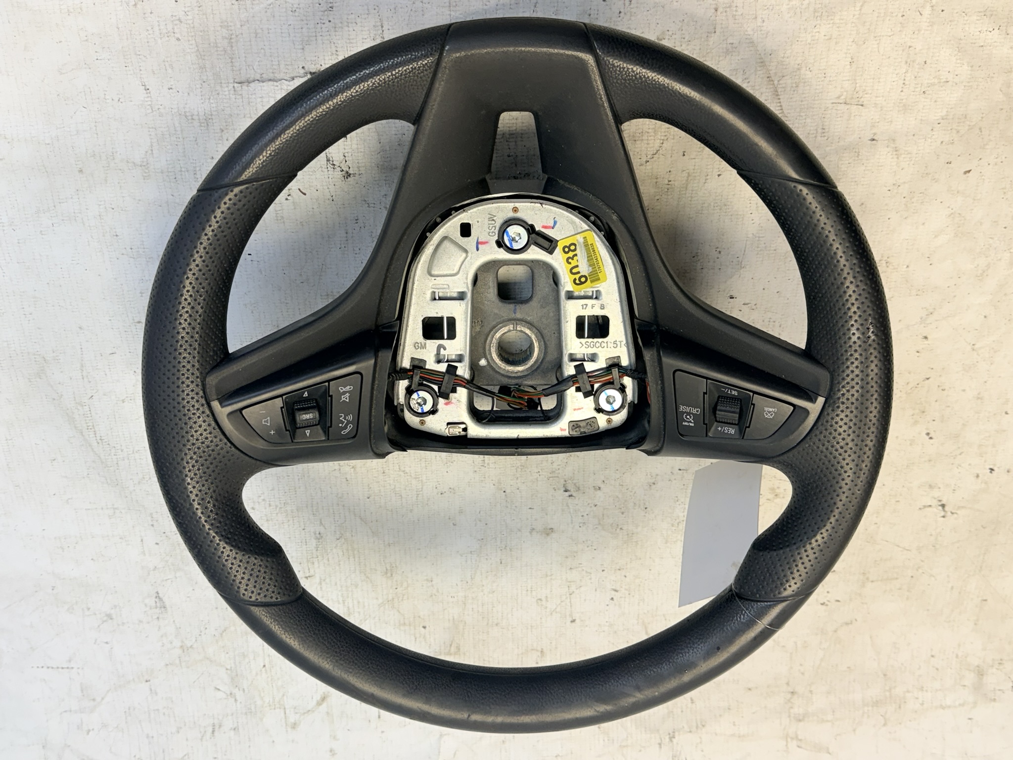 VOLANTE MOTORISTA CHEVROLET TRACKER LT 1.4 TURBO 2018 - 42356036 - 