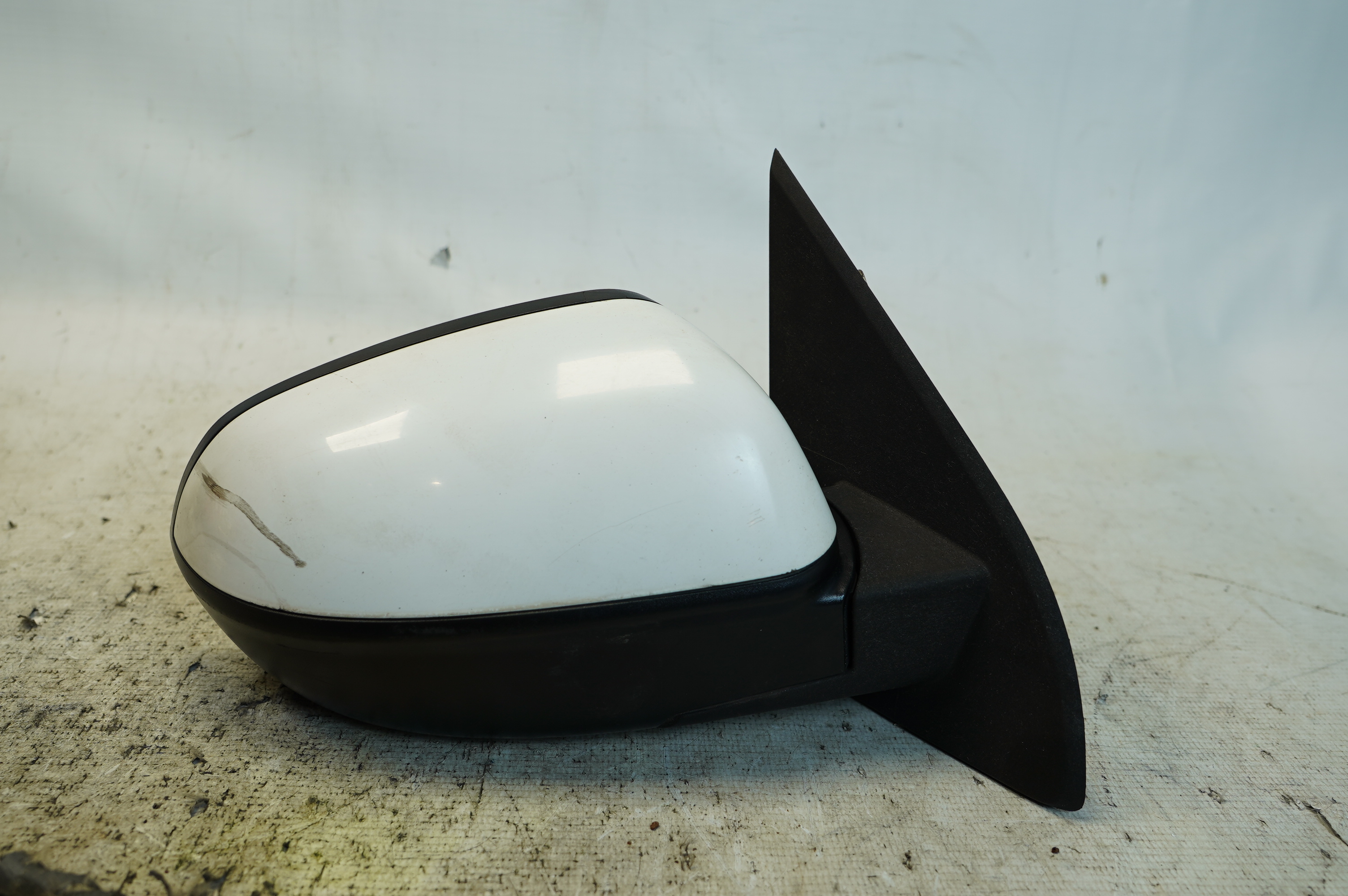 RETROVISOR DIREITO CHEVROLET MONTANA LS 1.4 ECO BRANCA 2015 - 94743365 - 