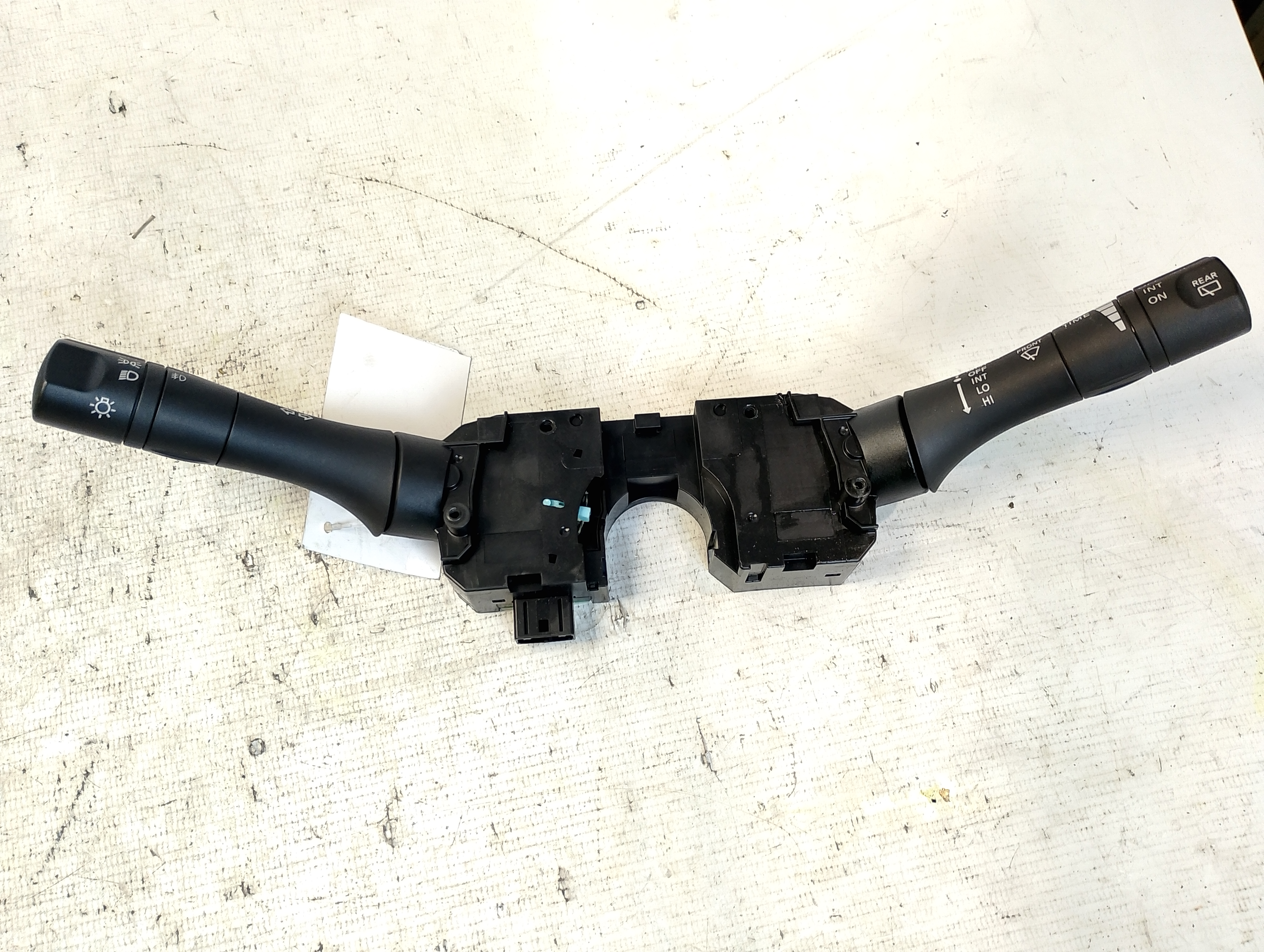 CHAVE SETA NISSAN MARCH S 1.6 16V FLEX FUEL 2014 - 255601HK1A - 