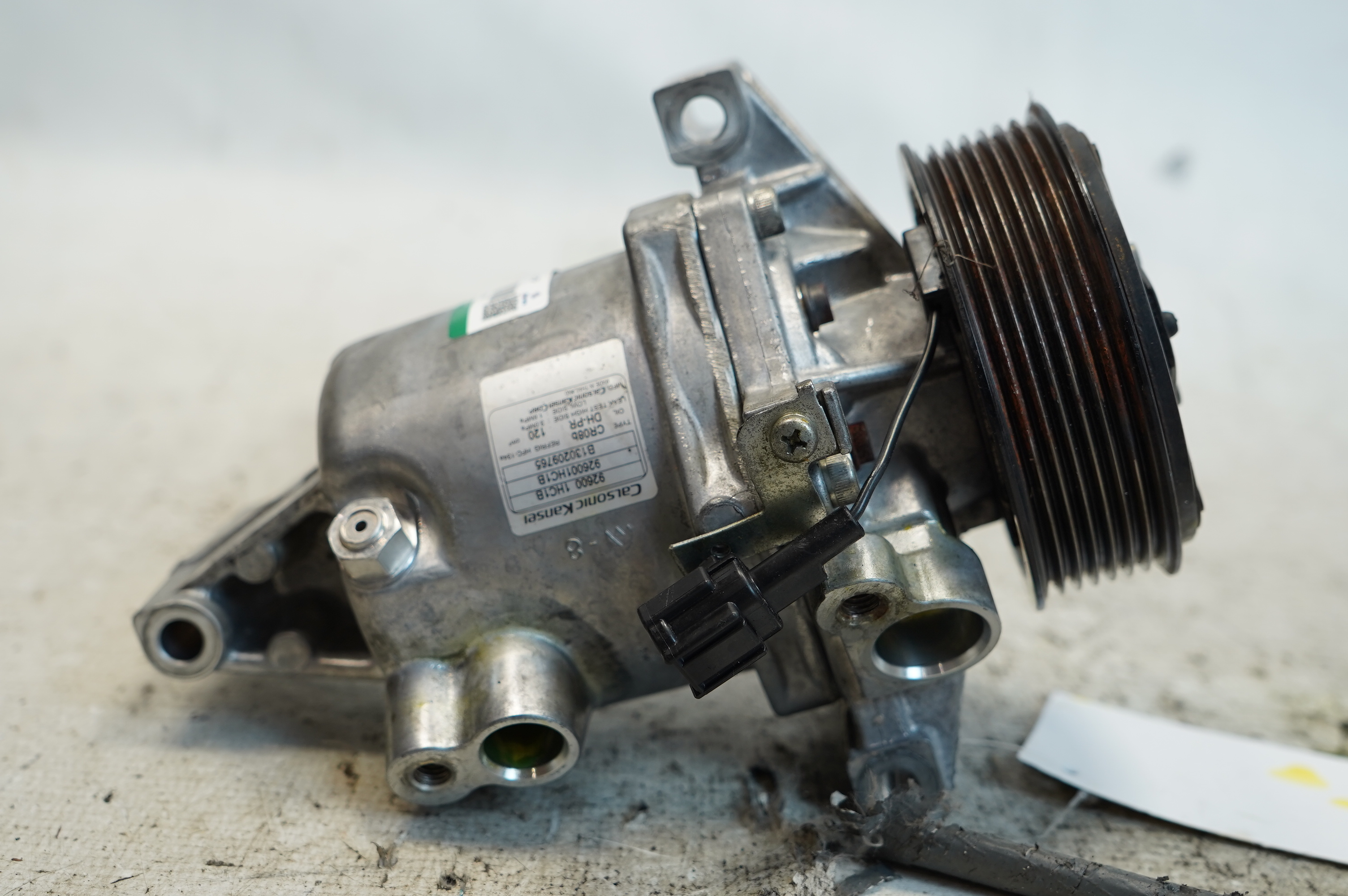 COMPRESSOR AR-CONDICIONADO NISSAN MARCH S 1.6 2014 - 926001HC1B - 
