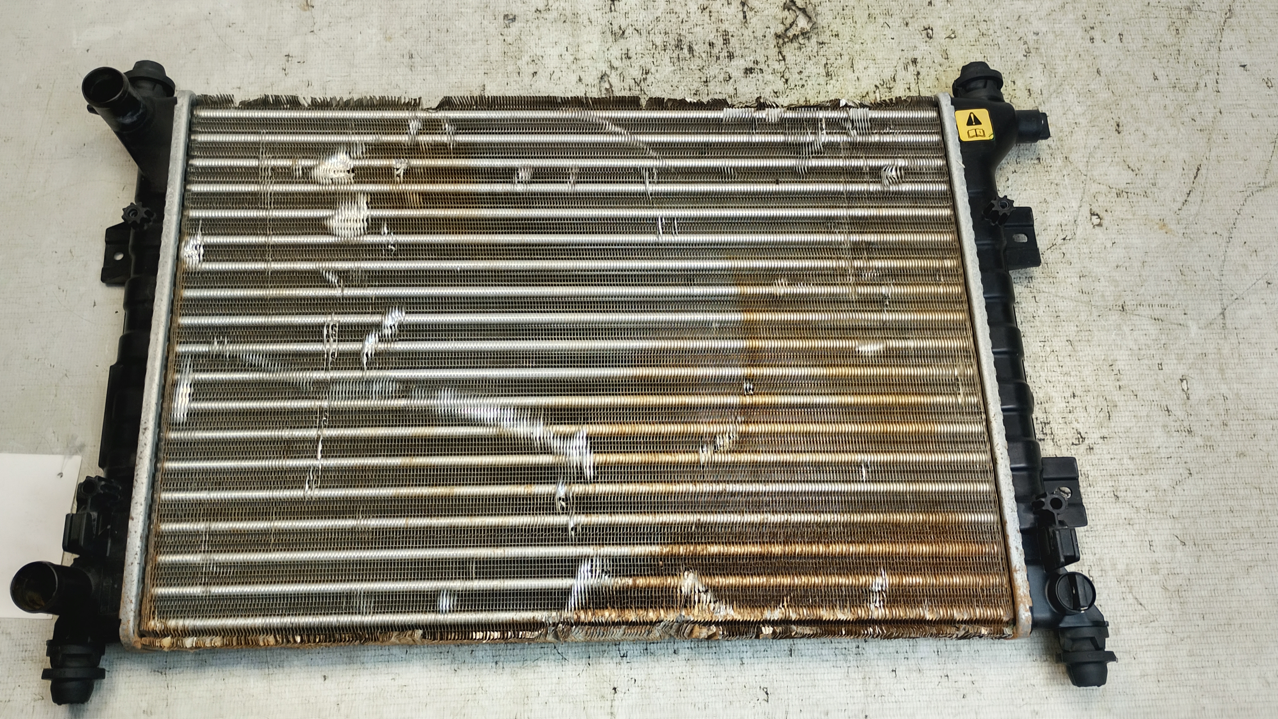 RADIADOR FORD KA 1.0 8V/1.0 8V ST FLEX 2012/2013 - 8S558005AB - 
