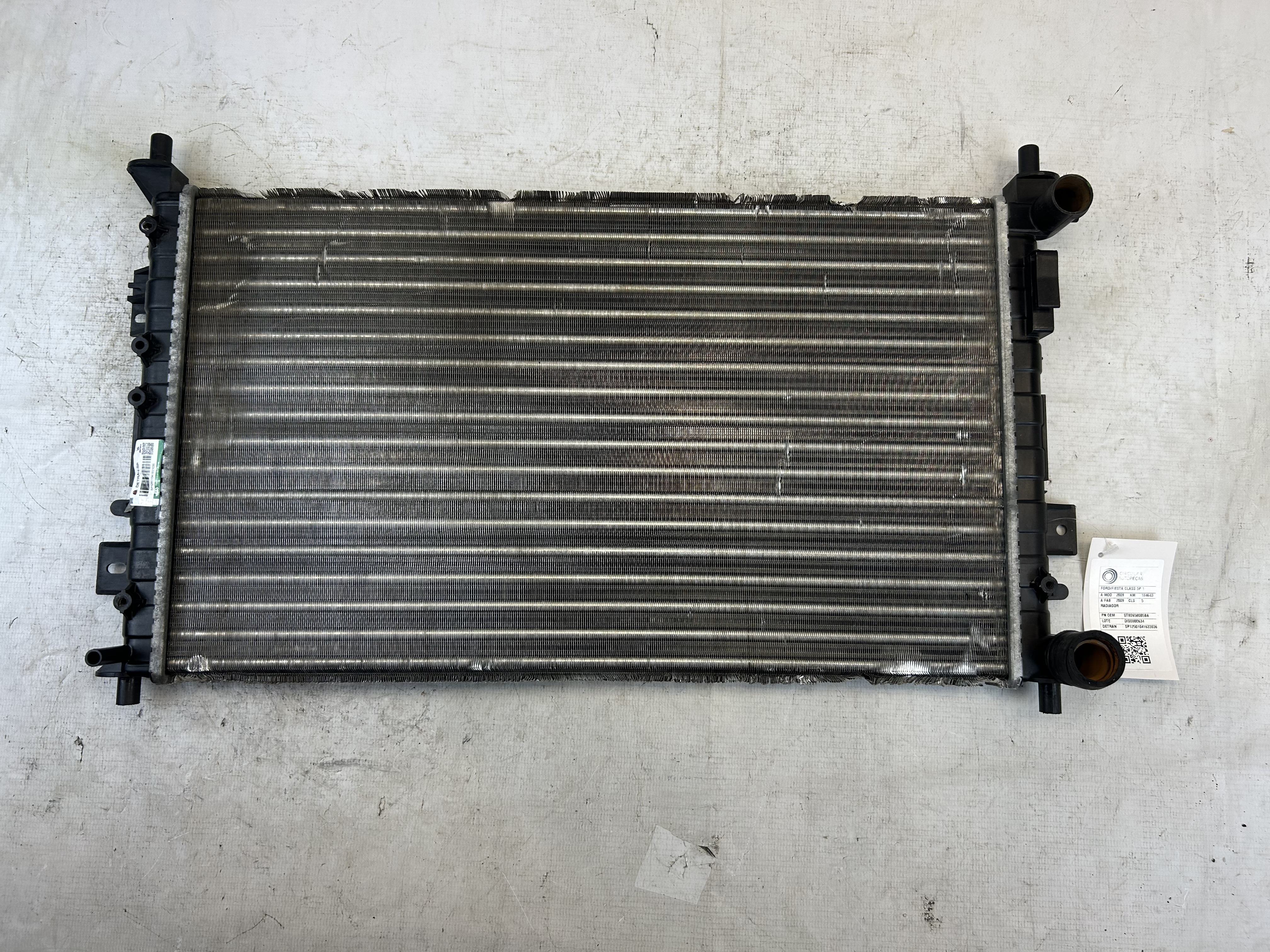 RADIADOR FORD FIESTA SEDAN 1.0 8V FLEX 4P 2008 - 8S658005BA - 