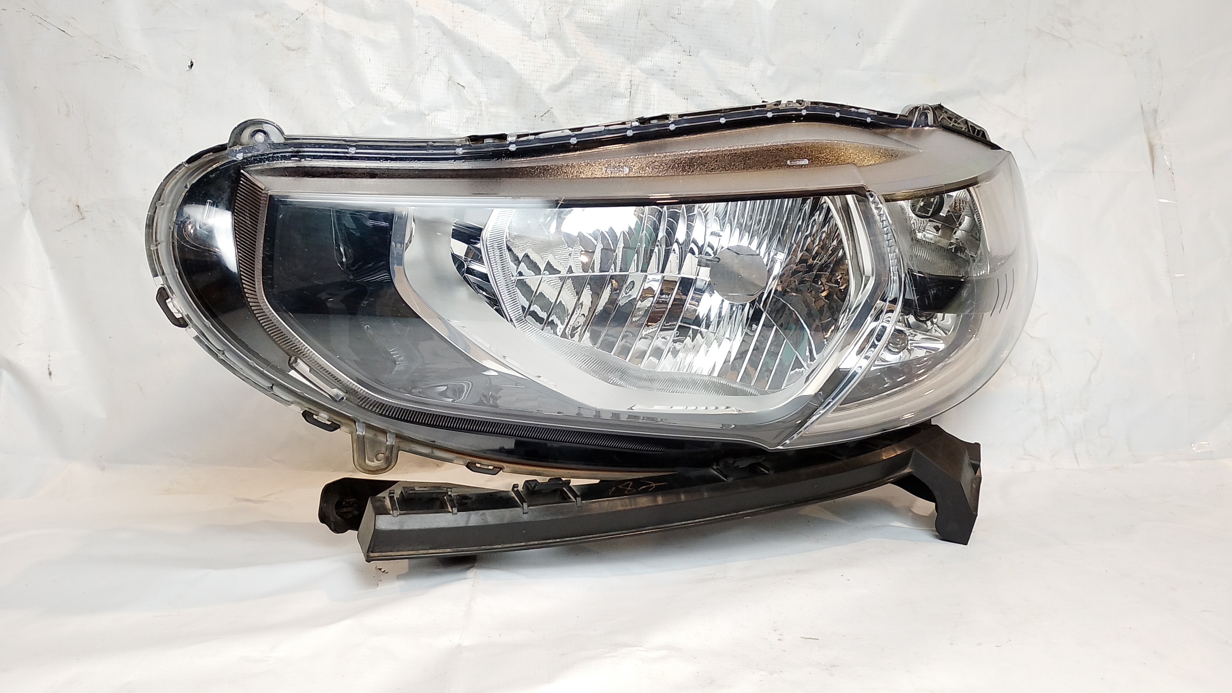 FAROL ESQUERDO CONJUNTO - 33150TRYM02 - 