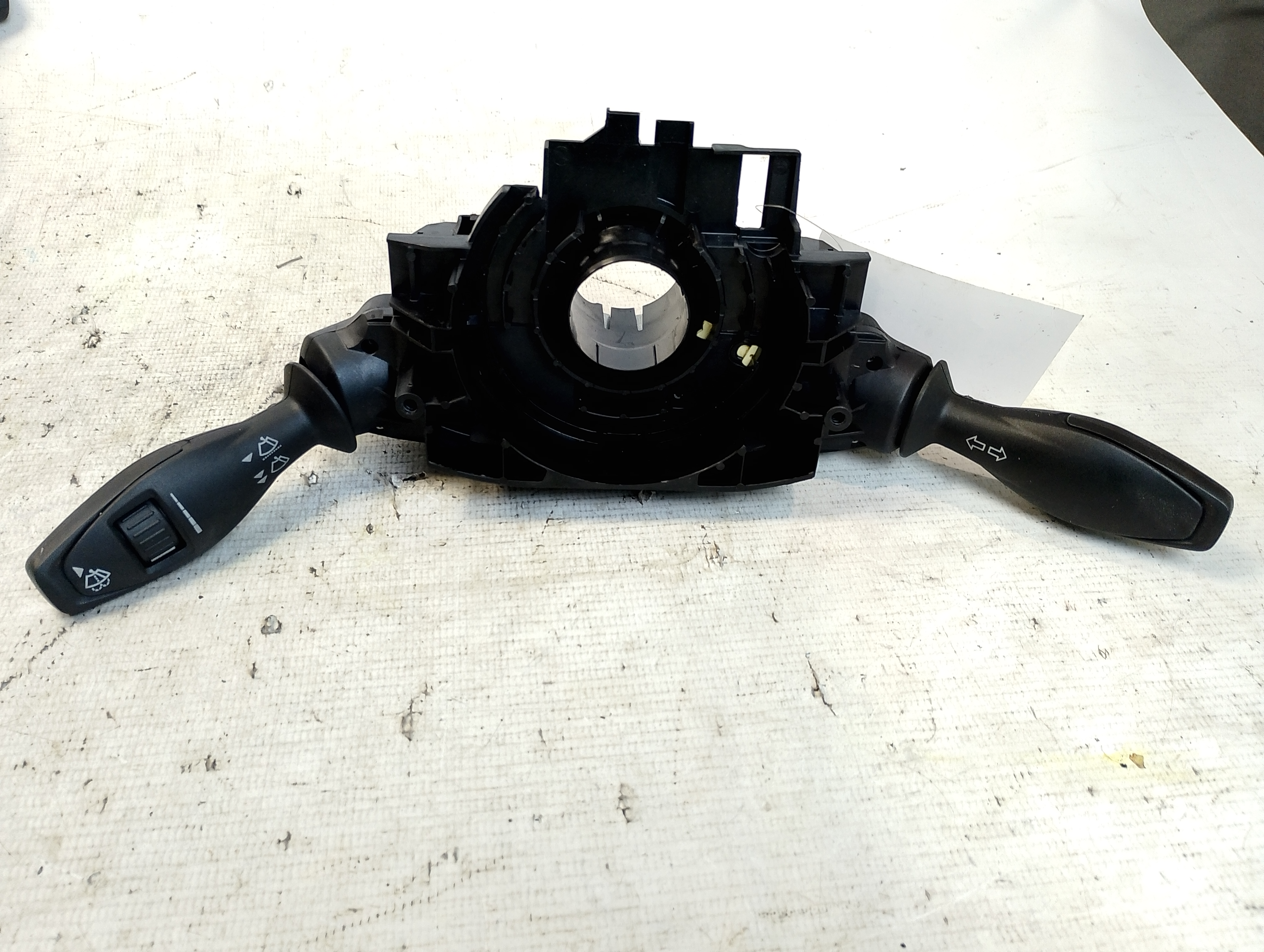 ALAVANCA COMANDO CHAVE SETA FORD KA 1.0 SE/SE PLUS 19/20 - J7BZ13K359B - 