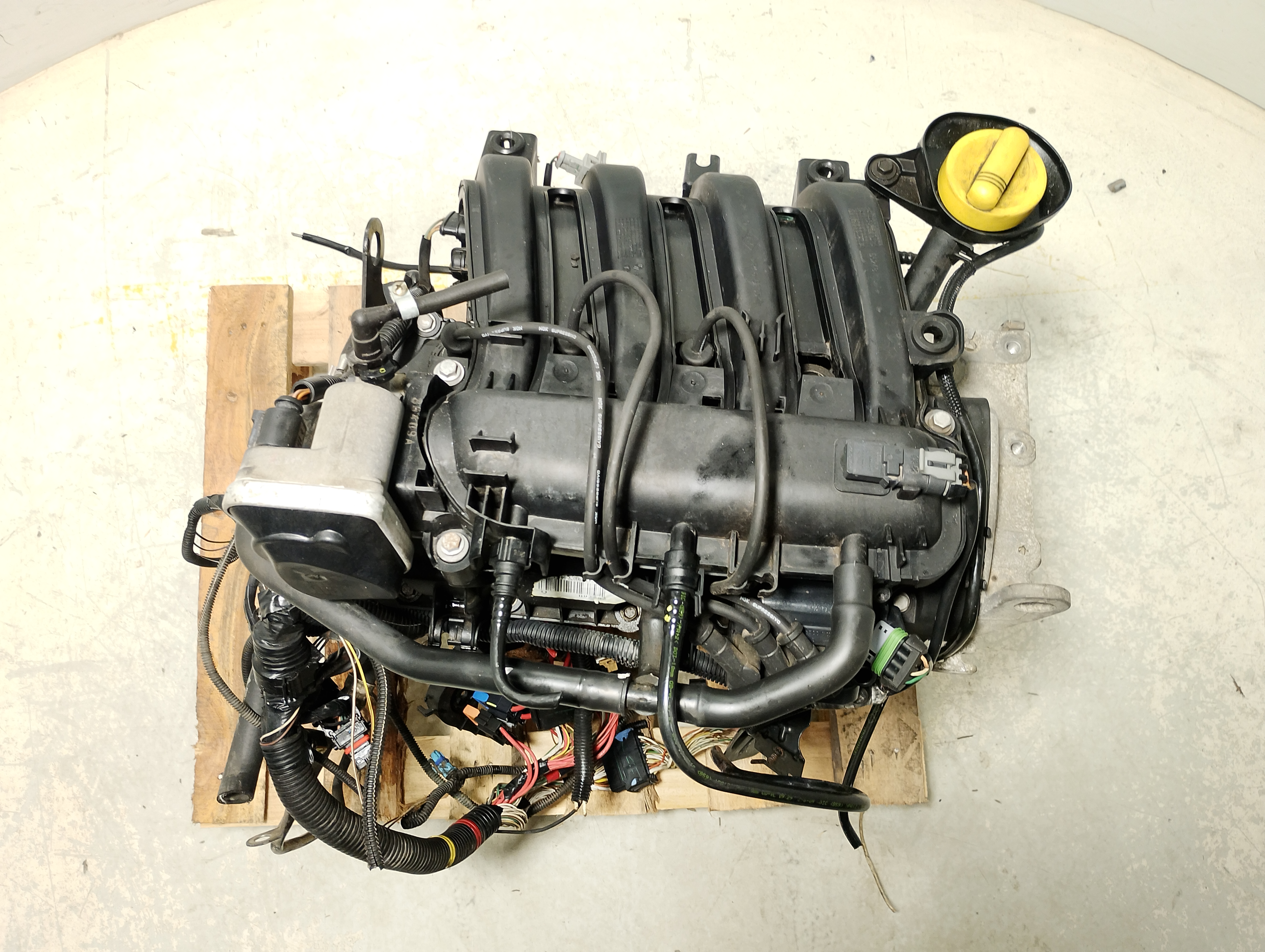 MOTOR COMPLETO RENAULT LOGAN EXPRESSION 1.6 8V 2011 - 6001549098 - 