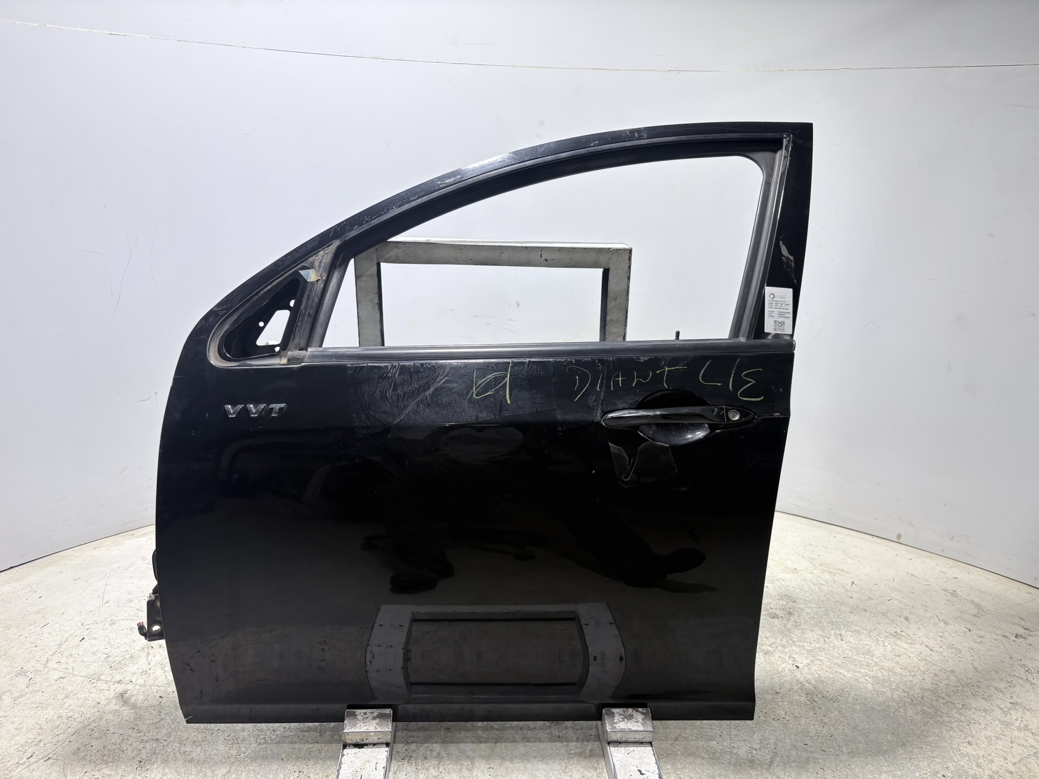 PORTA DIANTEIRA ESQ. PRETA JAC MOTORS J3 S 1.5 JET 2014/15 - PORTADE0800082 - 