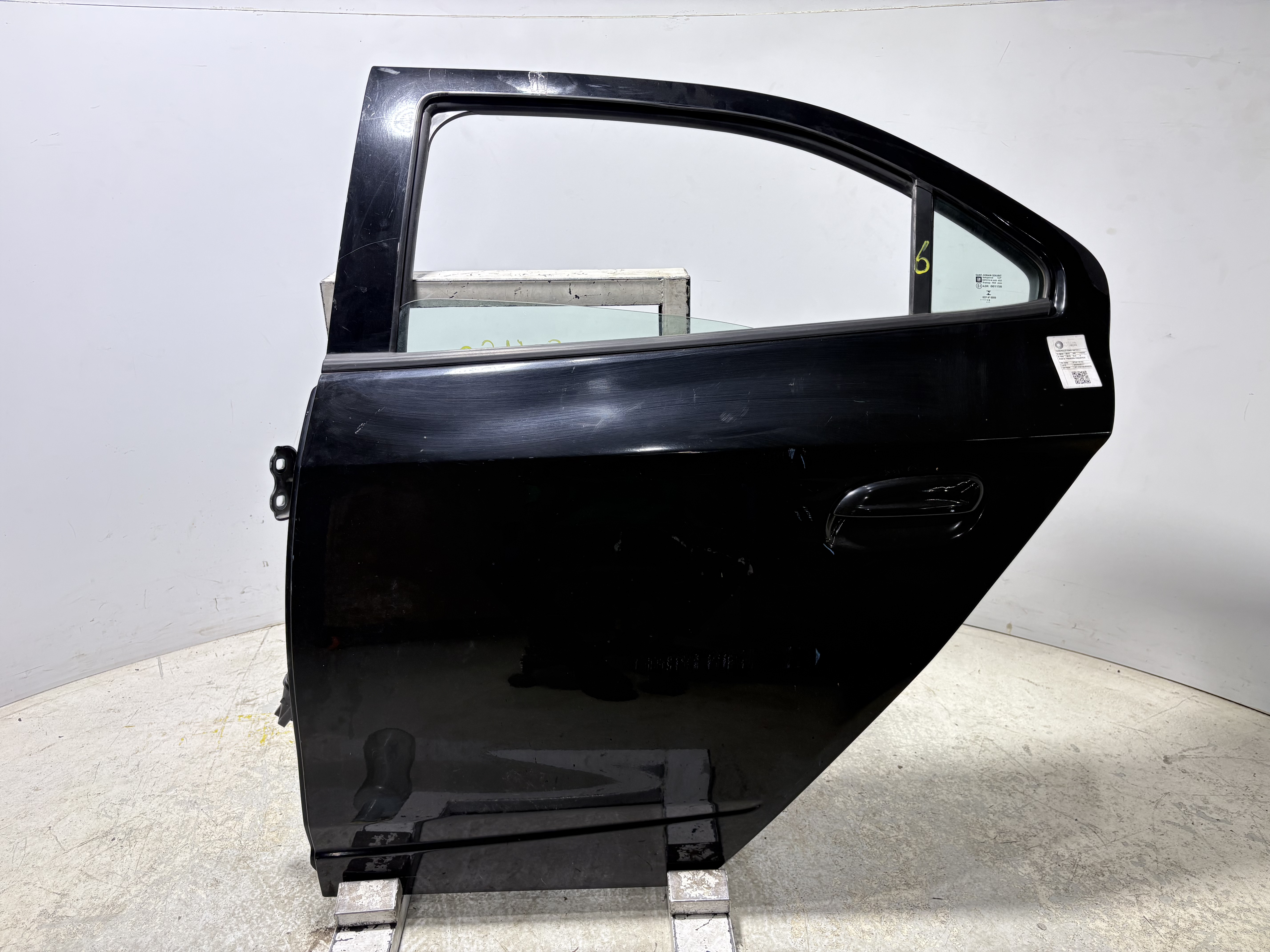 PORTA TRASEIRA ESQUERDA CHEVROLET ONIX HATCH LT 1.0 8V 2016 - 52176153 - 