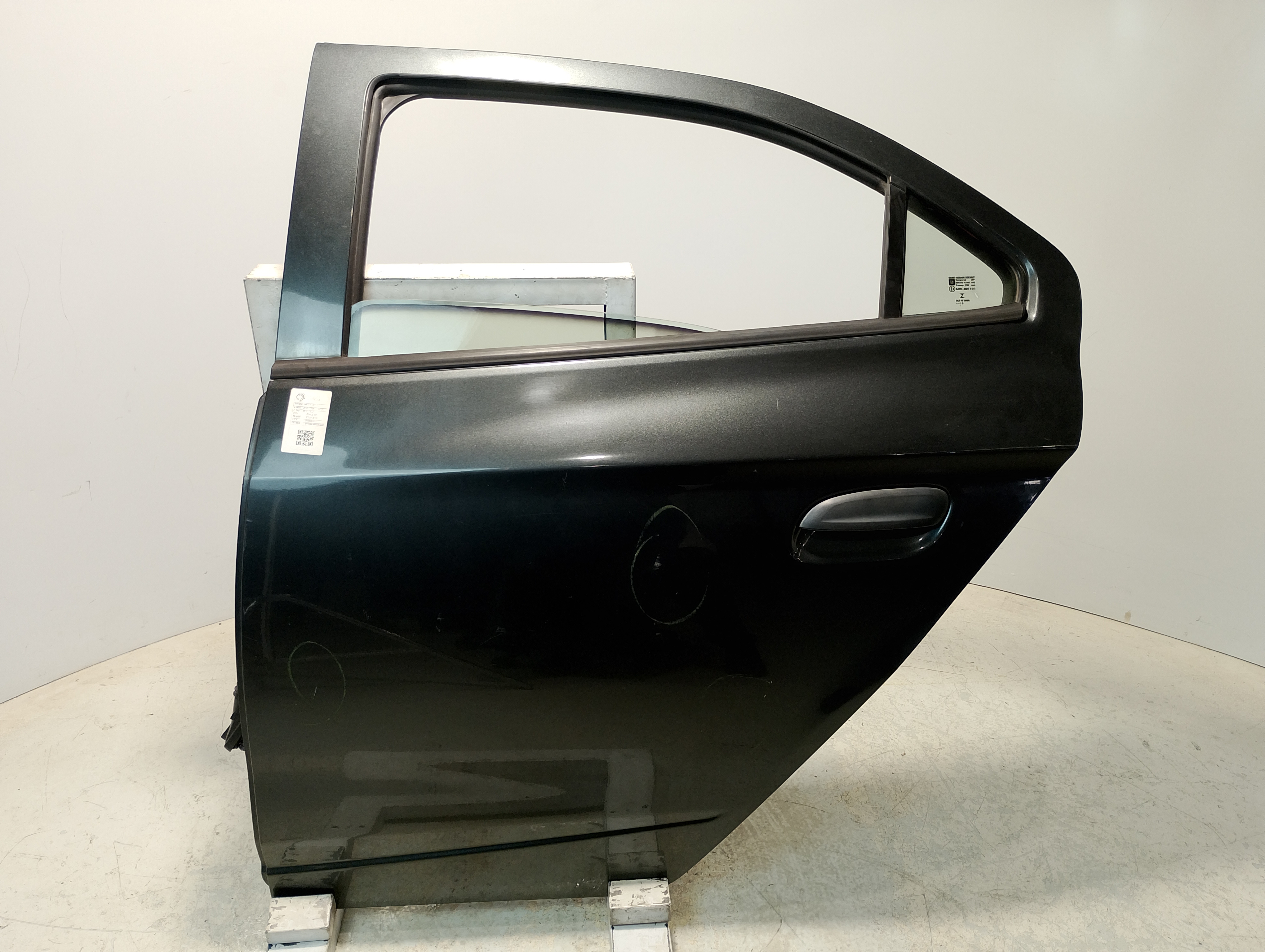 PORTA TRASEIRA ESQUERDA CHEVROLET ONIX HATCH LT 1.0 8V 2016 - 52176153 - 
