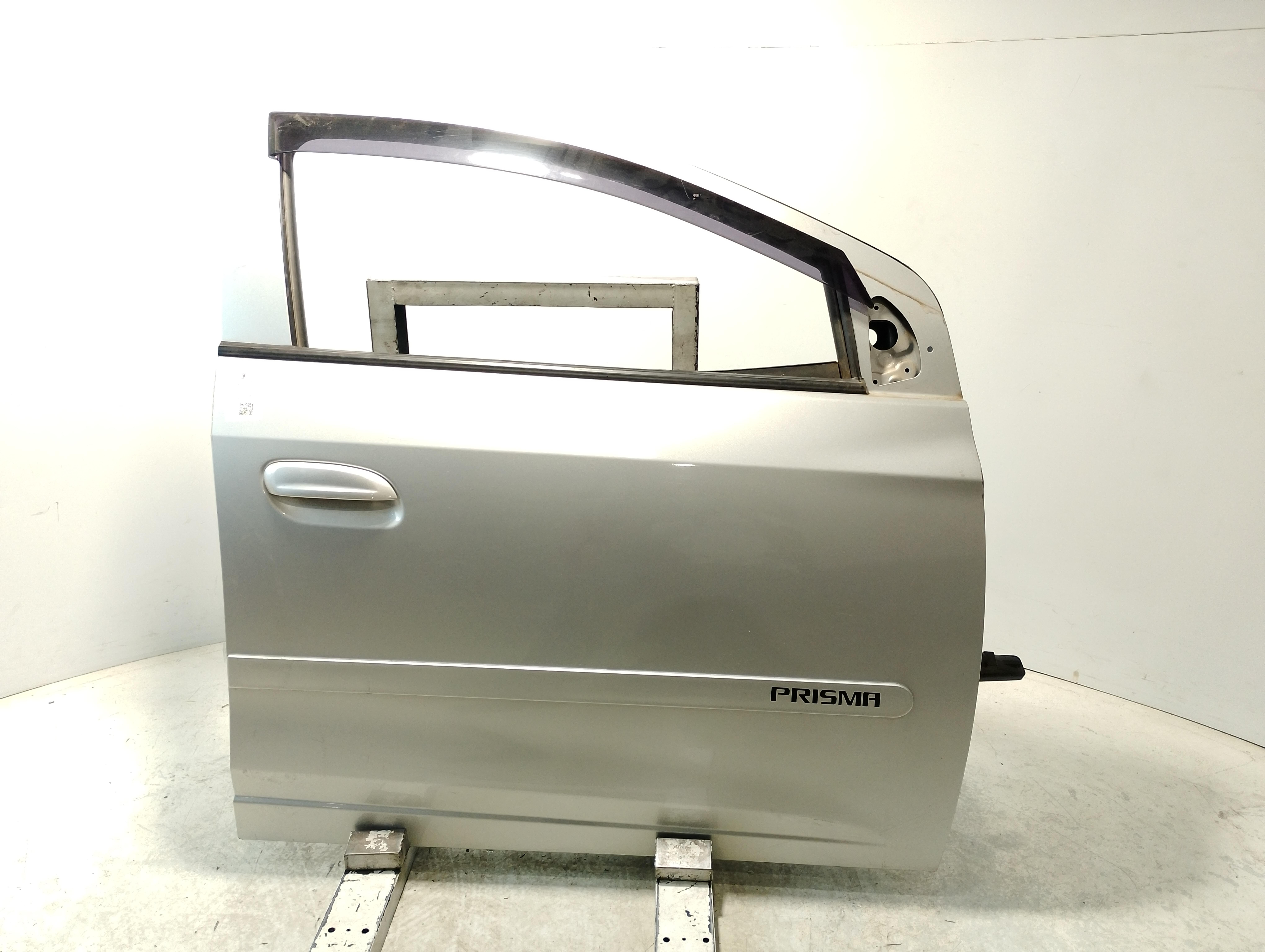PORTA DIANTEIRA DIREITA CHEVROLET PRISMA JOY LS 1.0 BR 2018 - 52176163 - 