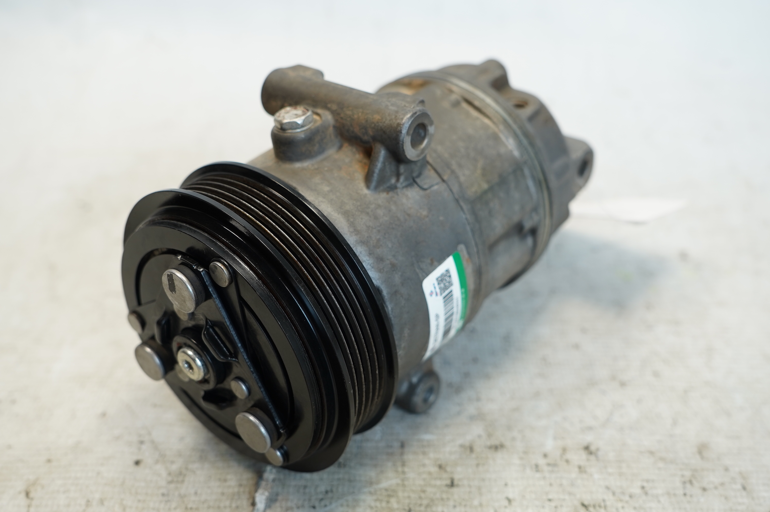 COMPRESSOR A C - 52240396 - 