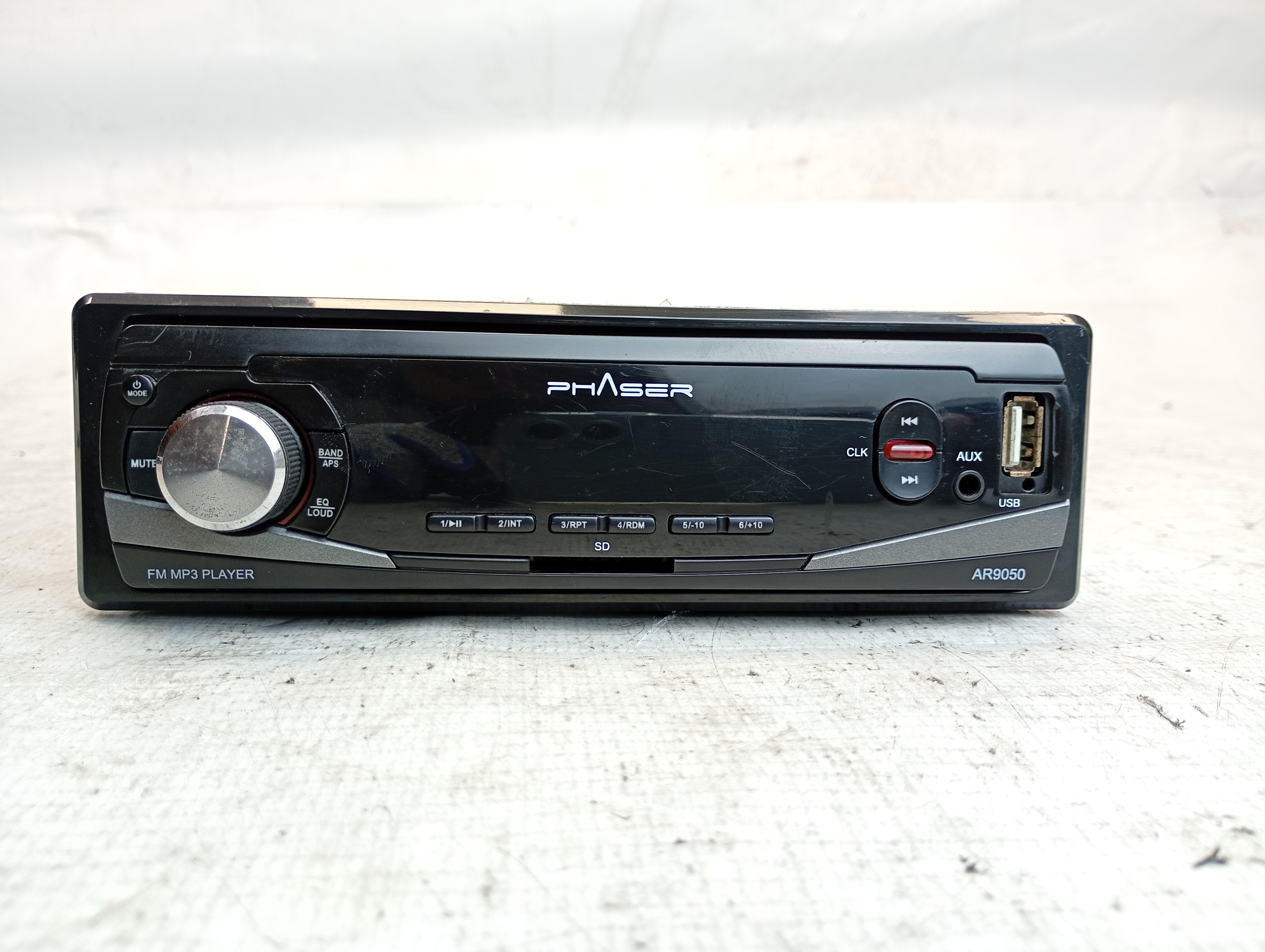 RÁDIO VOLKSWAGEN FOX CITY 1.0 MI TOTAL FLEX 8V 2006 - 5W035119 - 