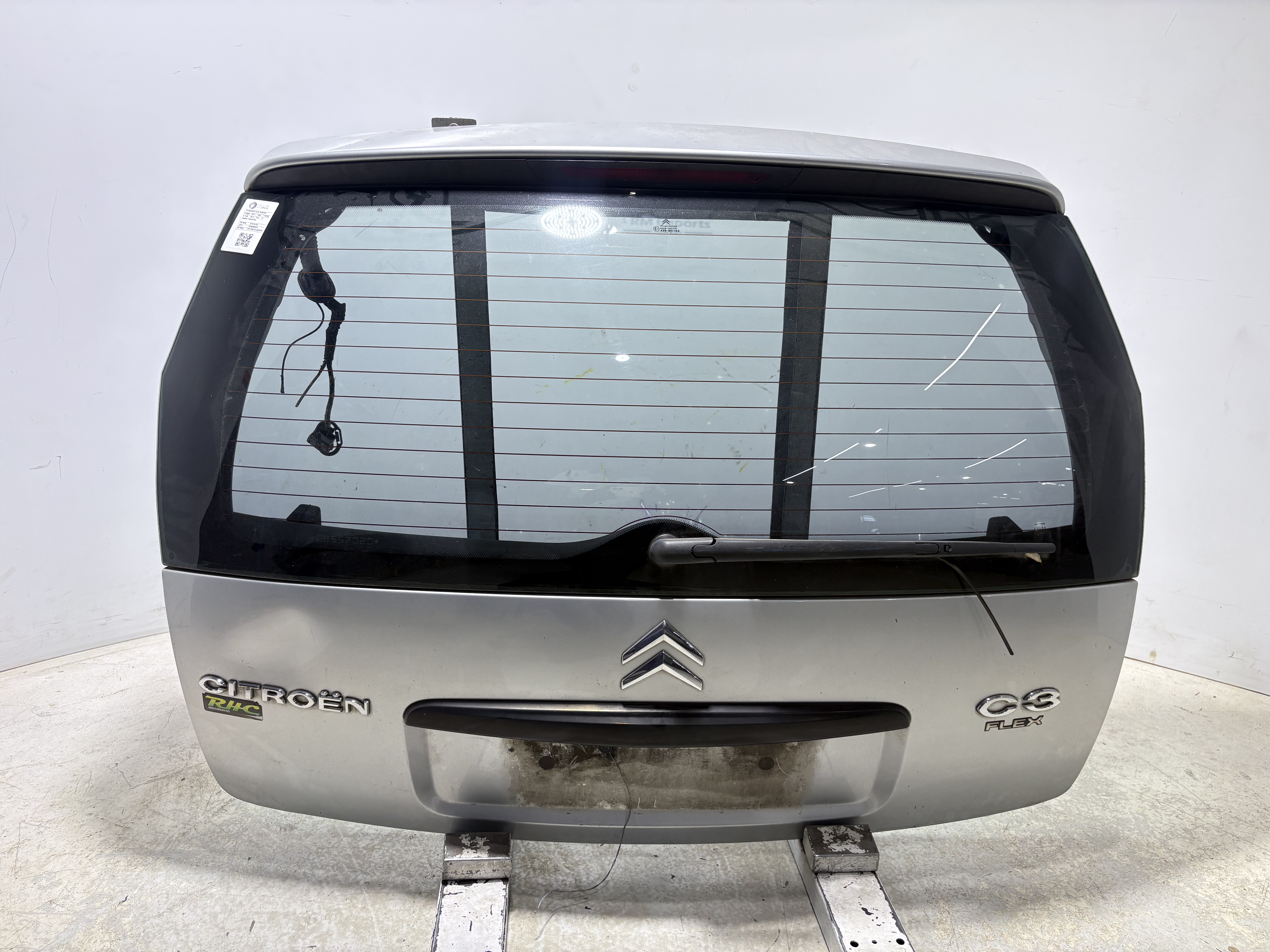 TAMPA TRASEIRA PRATA CITROËN C3 GLX/GLX SONORA 1.4 2011/12 - 8701Q2 - 