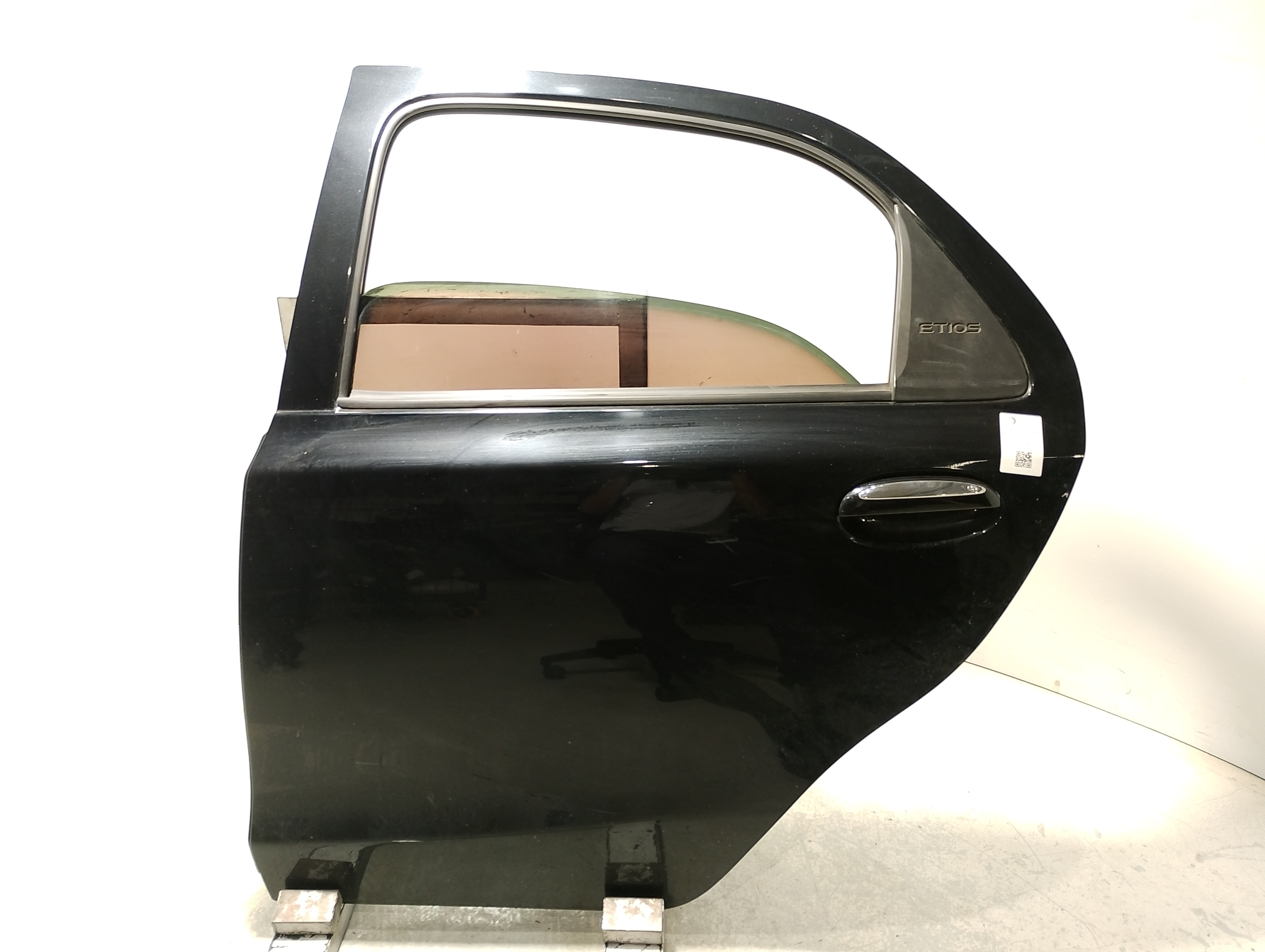 PORTA TRASEIRA ESQUERDA PRETA TOYOTA ETIOS XLS SEDAN 2017/18 - 670040D200 - 