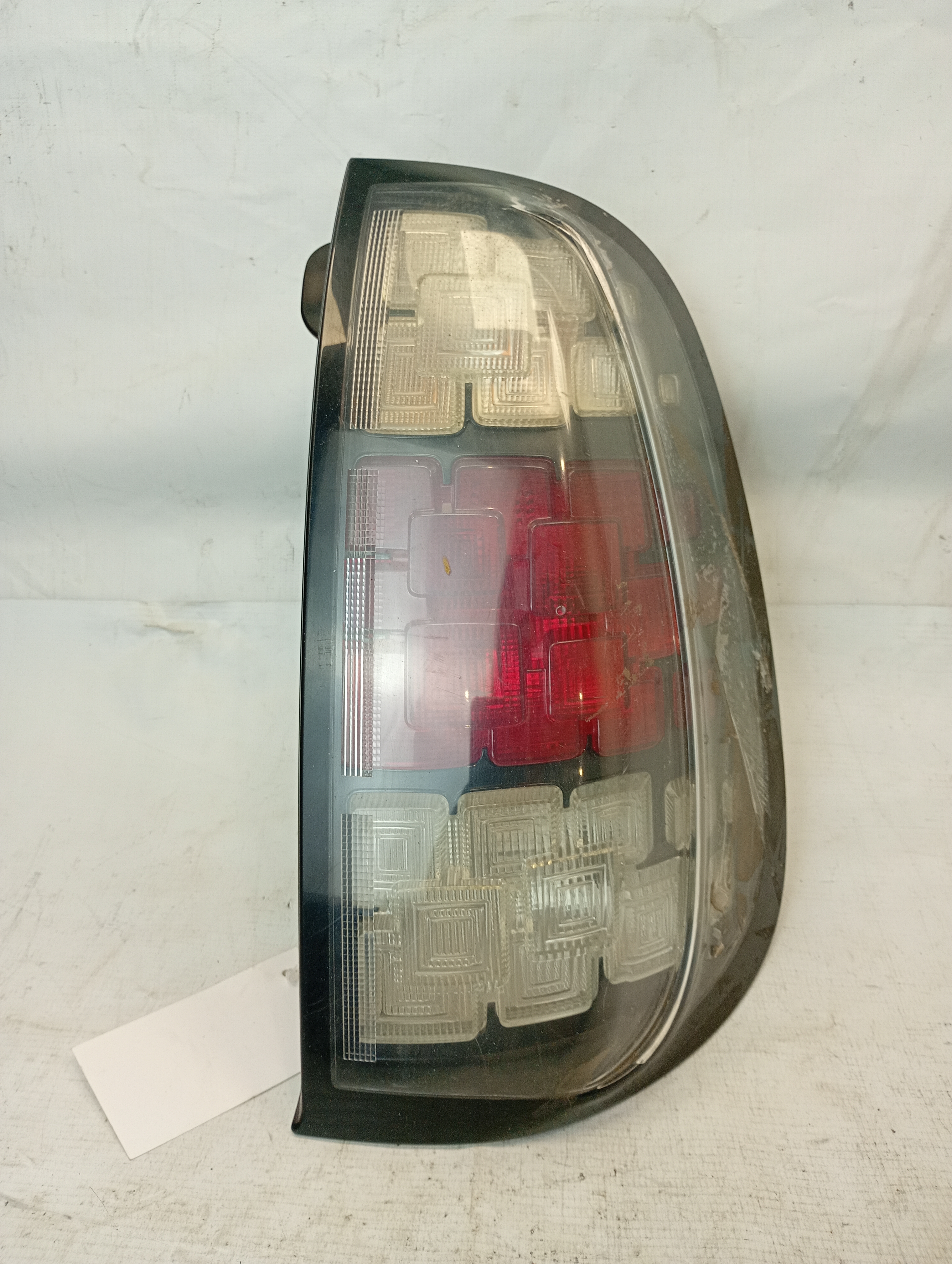 LANTERNA TRASEIRA DIREITA FIAT UNO WAY 1.4 EVO DUALOGIC 2016 - 519317350 - 